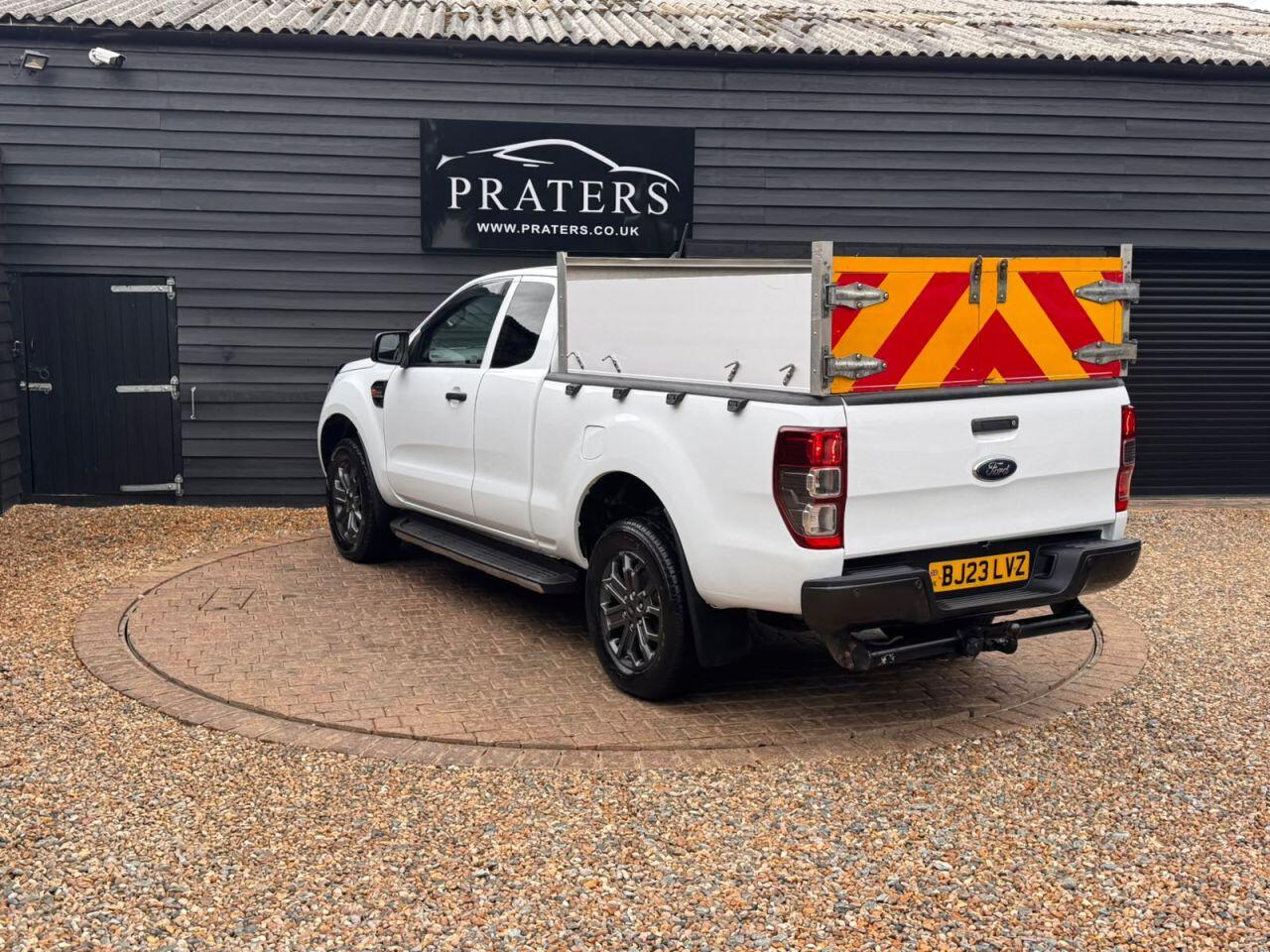 Ford Ranger view 3