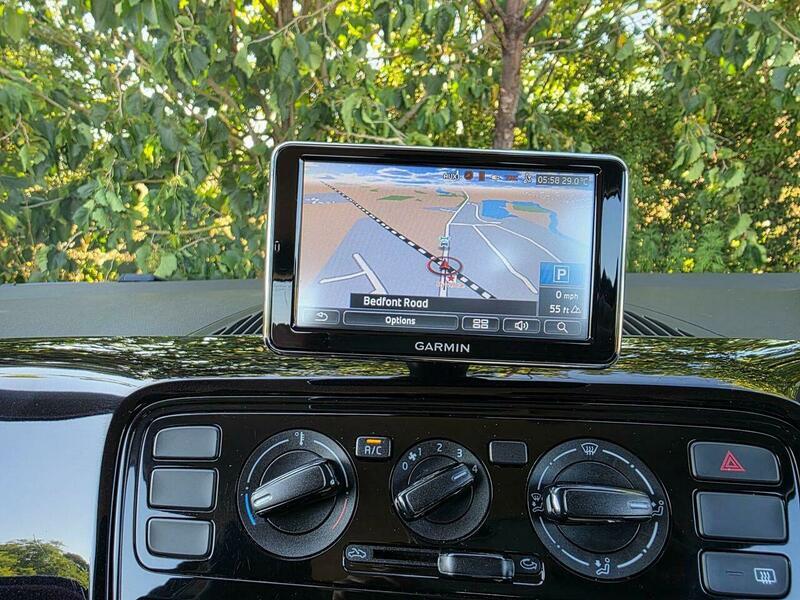 Volkswagen Up! view 40
