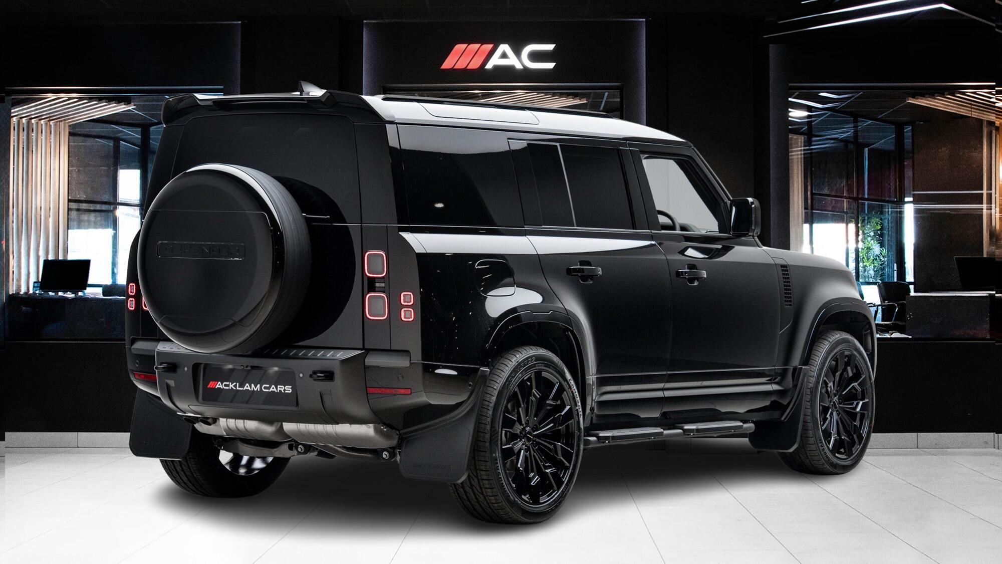 Land Rover Defender view 4