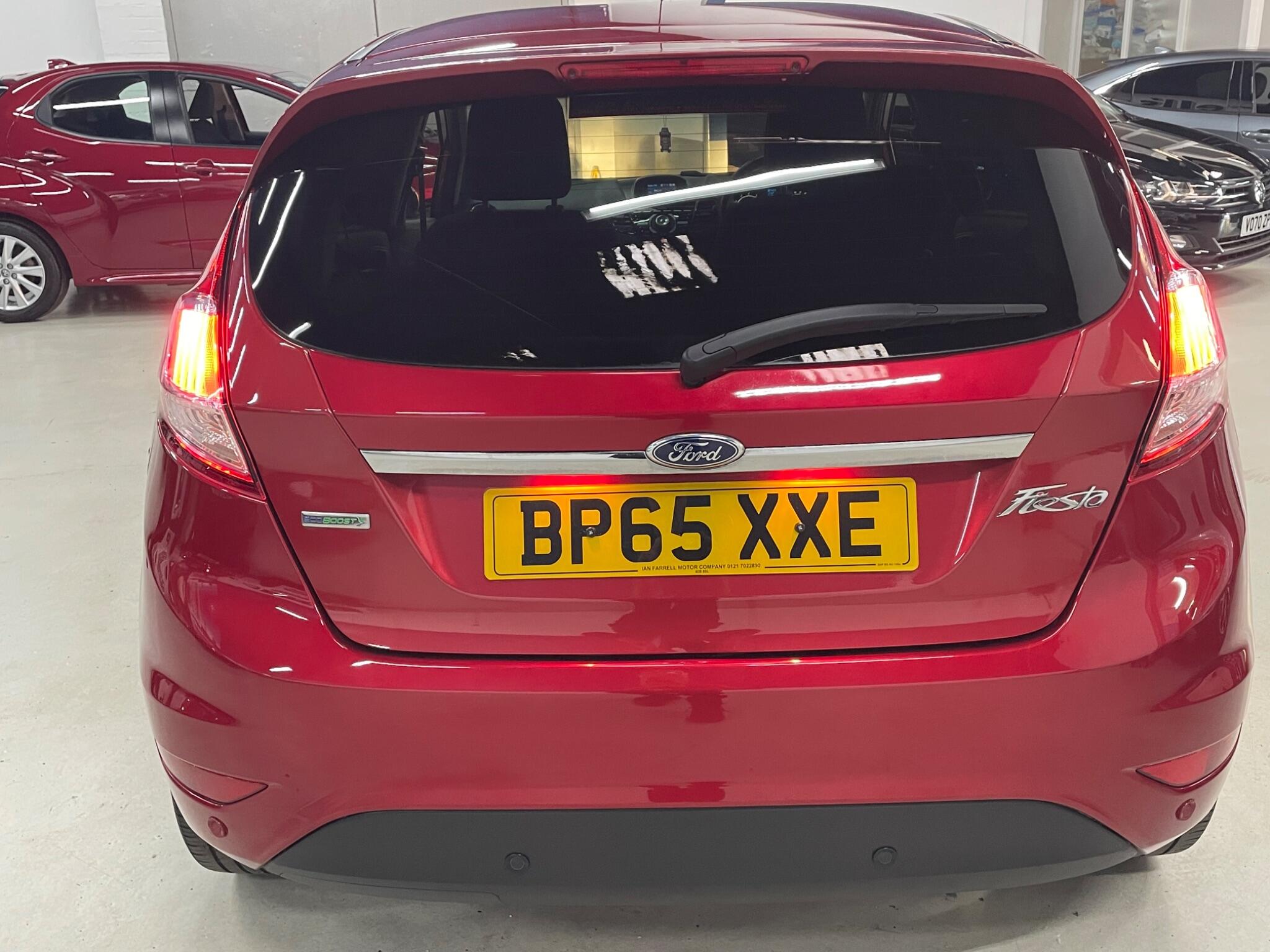 Ford Fiesta view 9