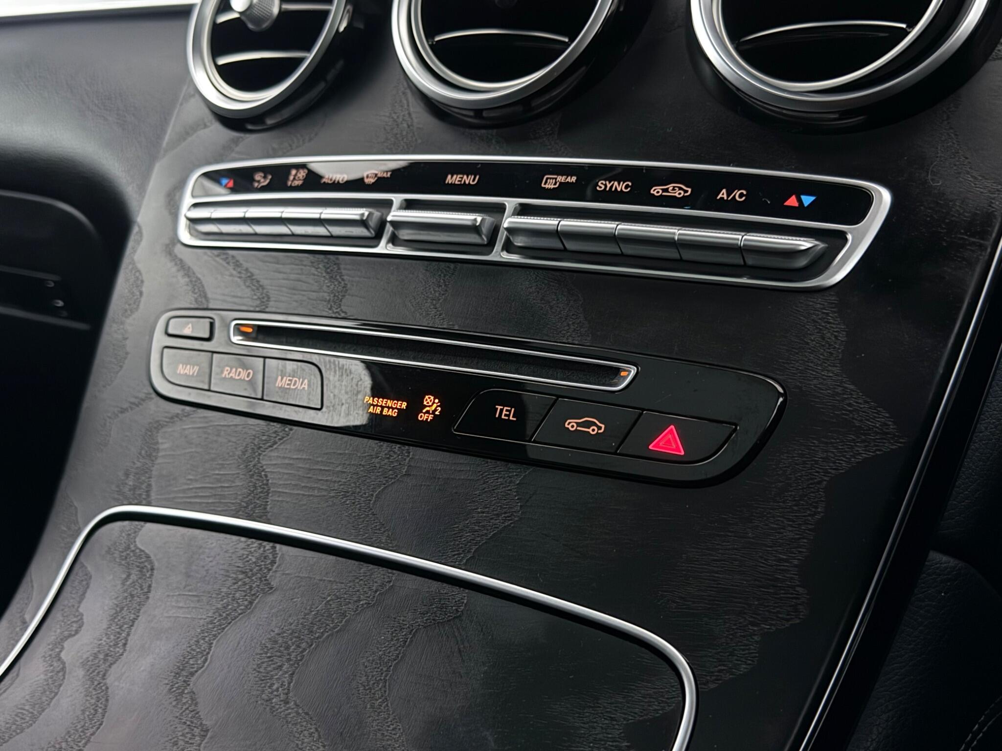 Mercedes-Benz GLC view 24