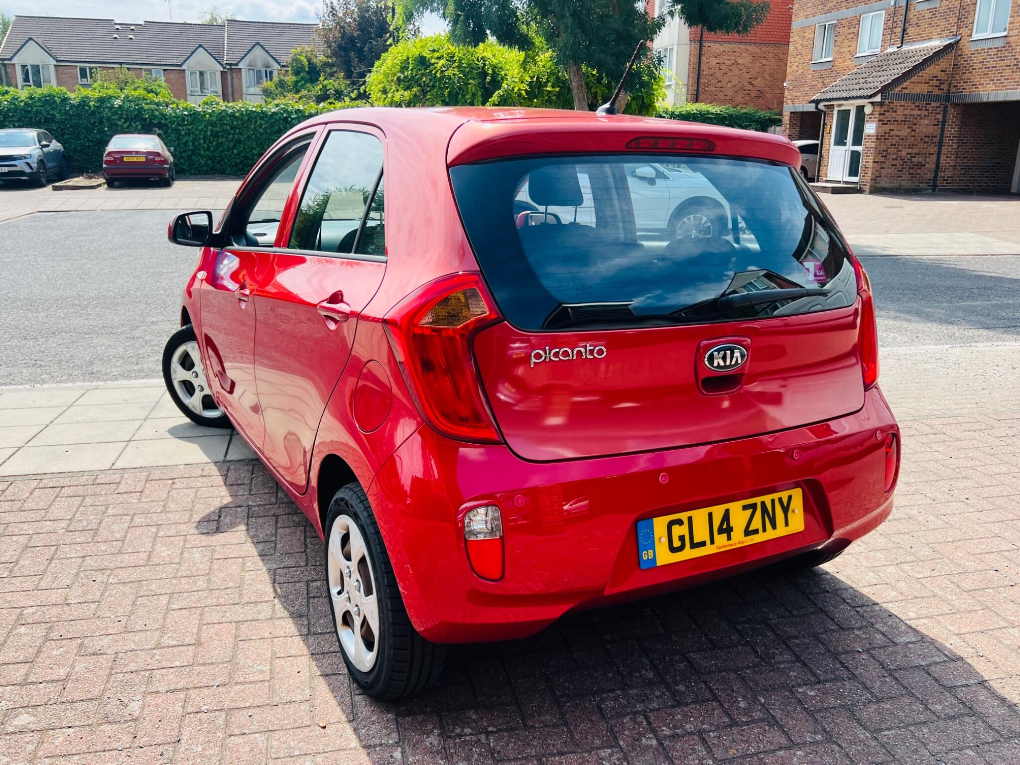 Kia Picanto view 18