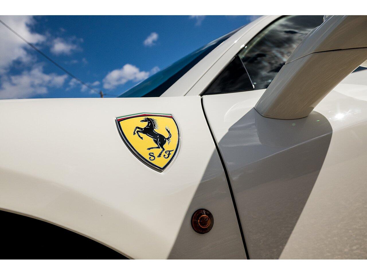 Ferrari 458 view 10