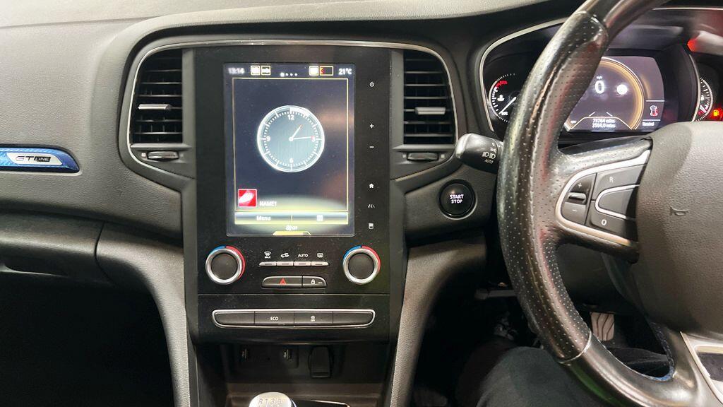 Renault Megane view 10