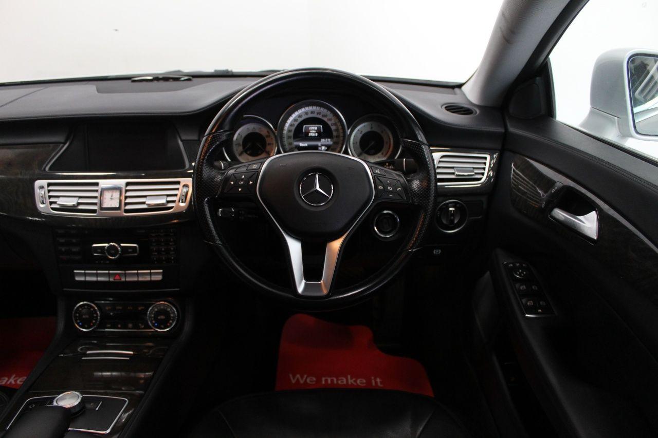 Mercedes-Benz CLS view 46