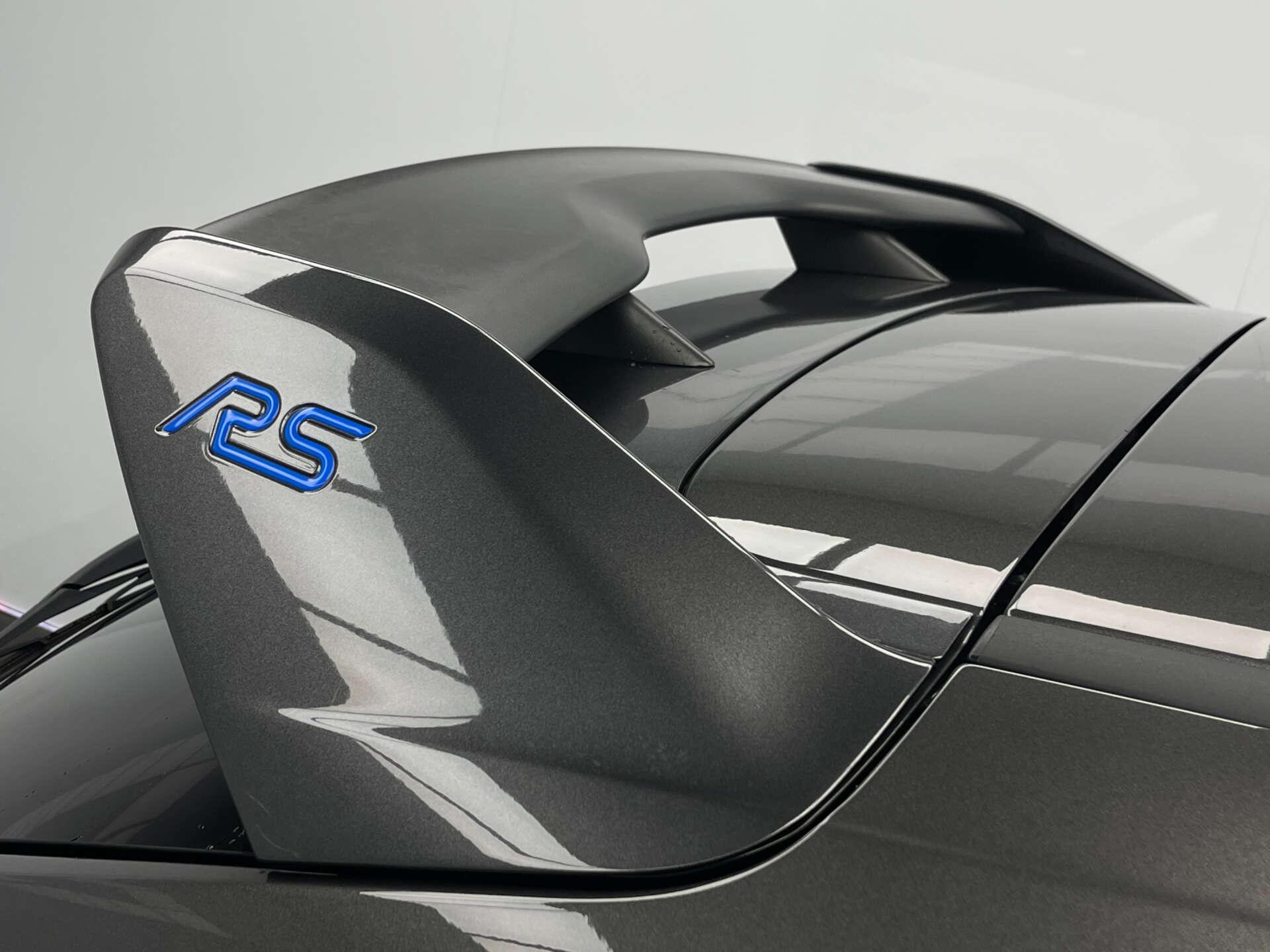 Ford Focus view 11