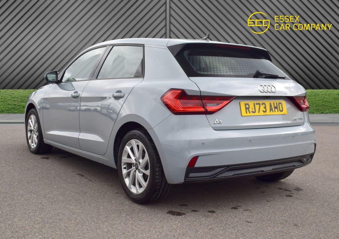 Audi A1 view 11
