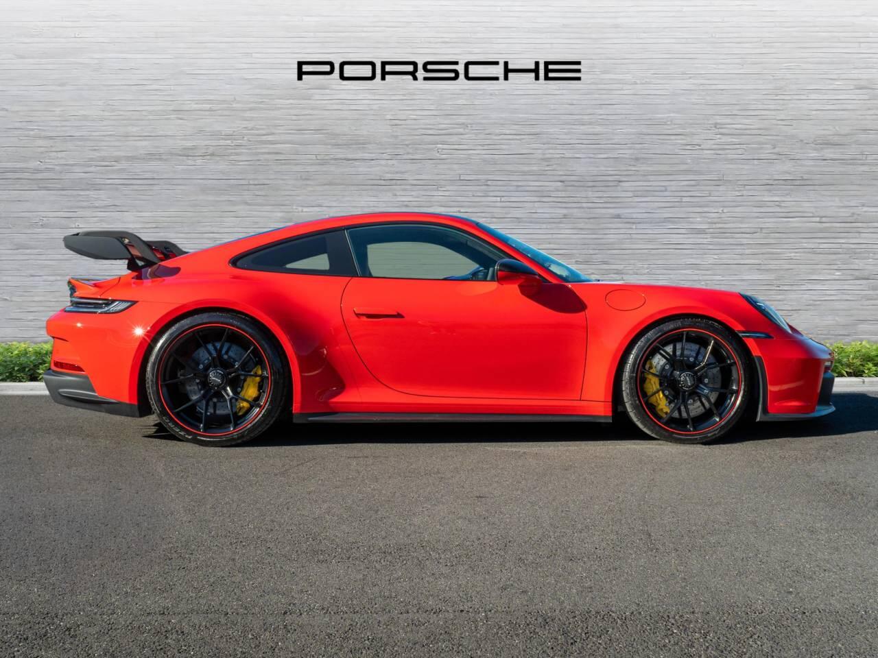 Porsche 911 view 2