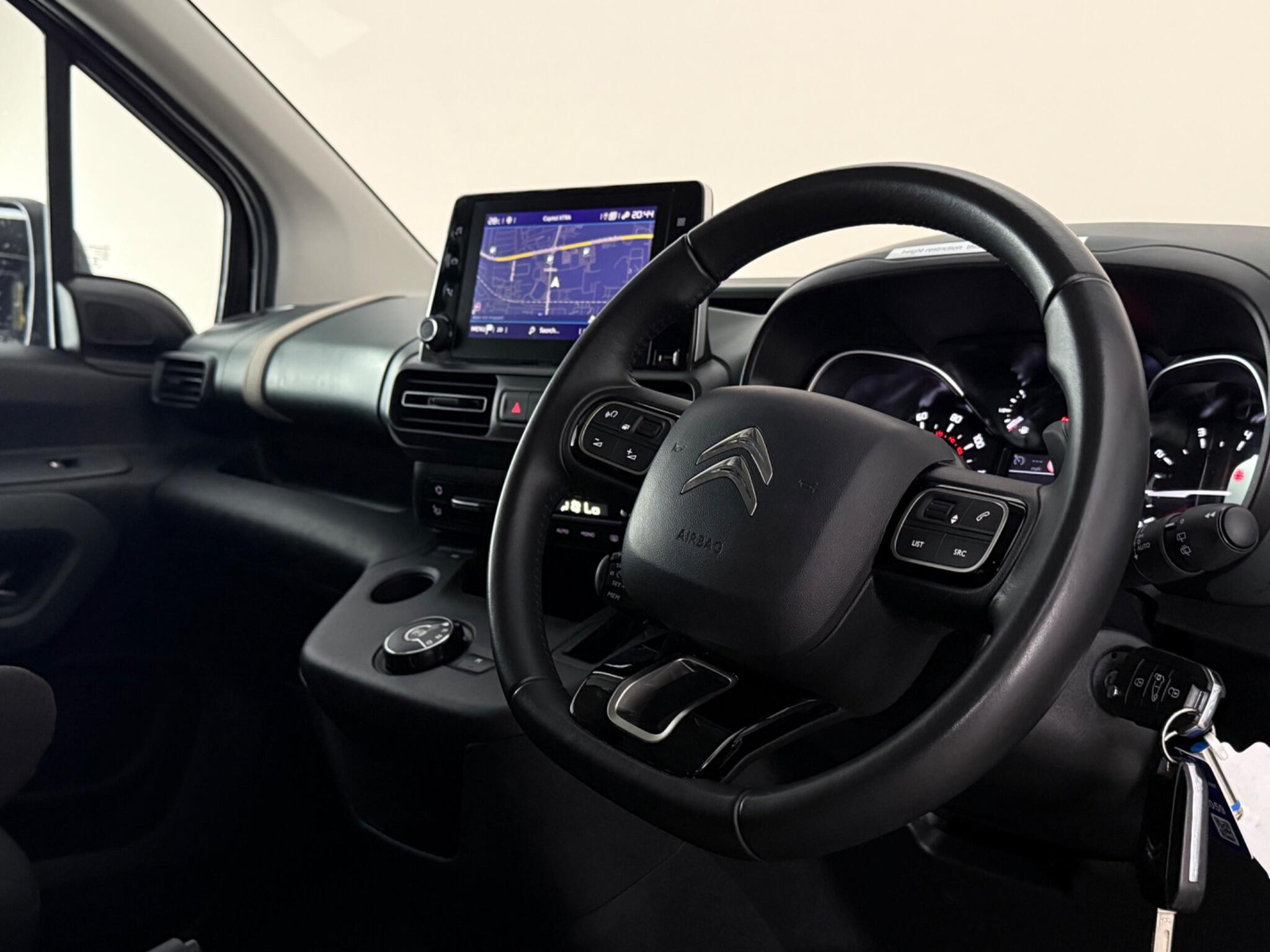 Citroen Berlingo view 3