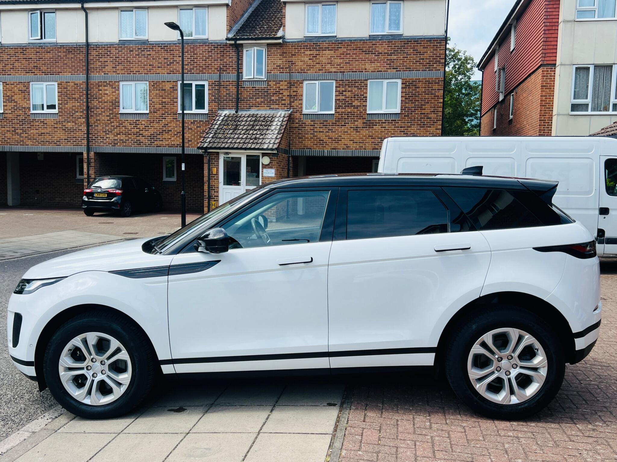 Land Rover Range Rover Evoque view 20