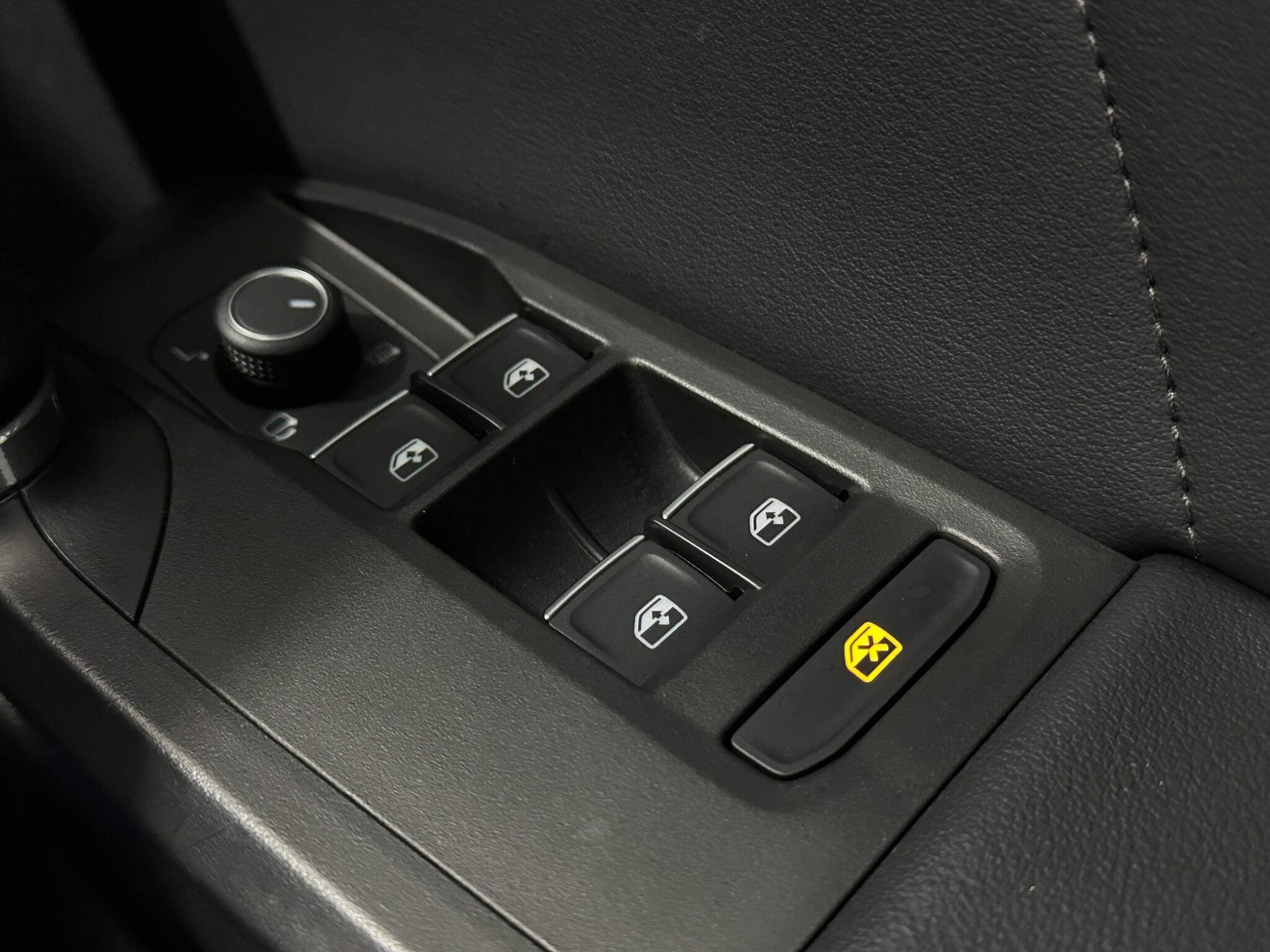 Cupra CUPRA Leon view 19