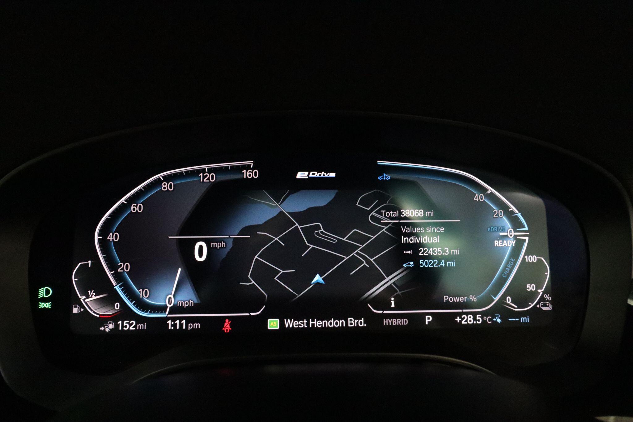BMW 5 Series view 37