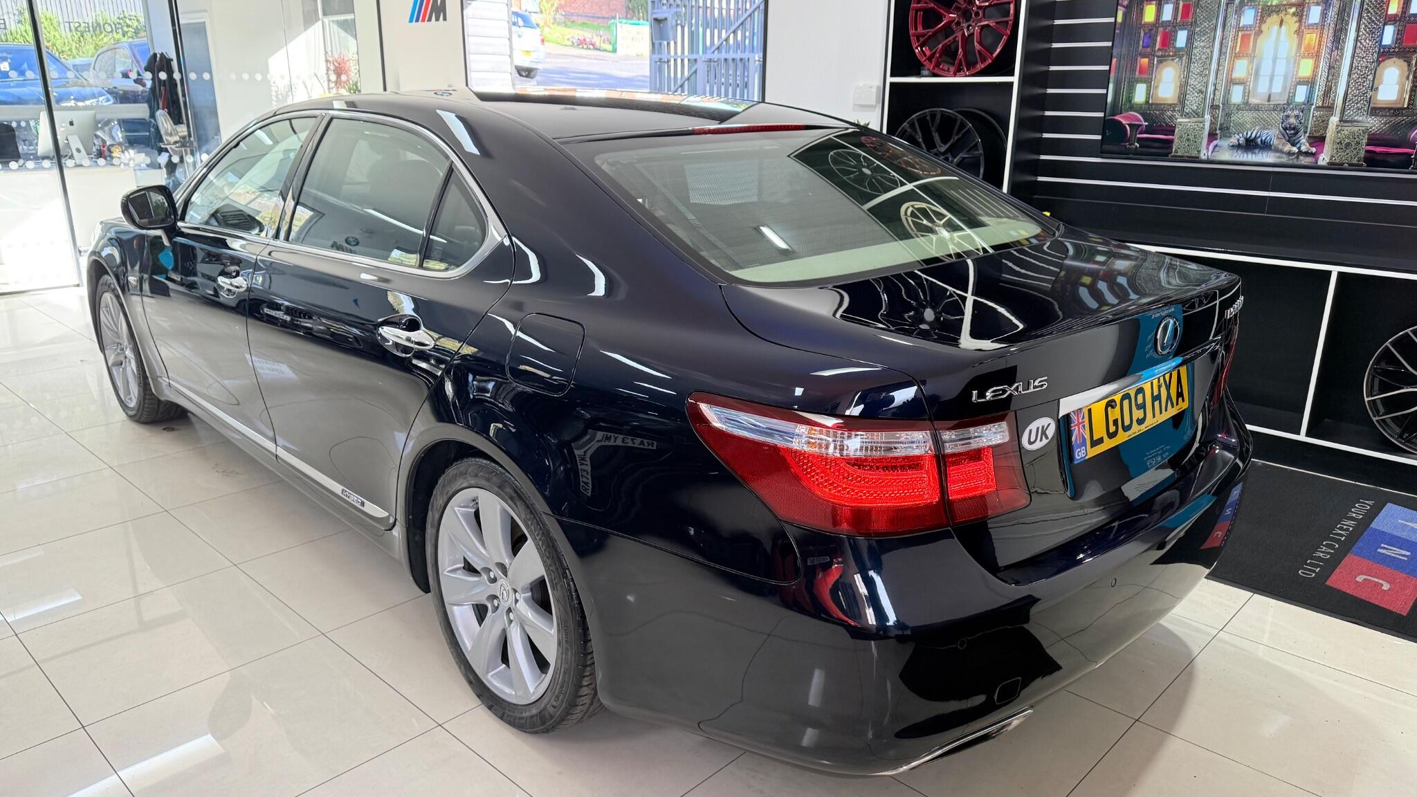 Lexus LS view 47