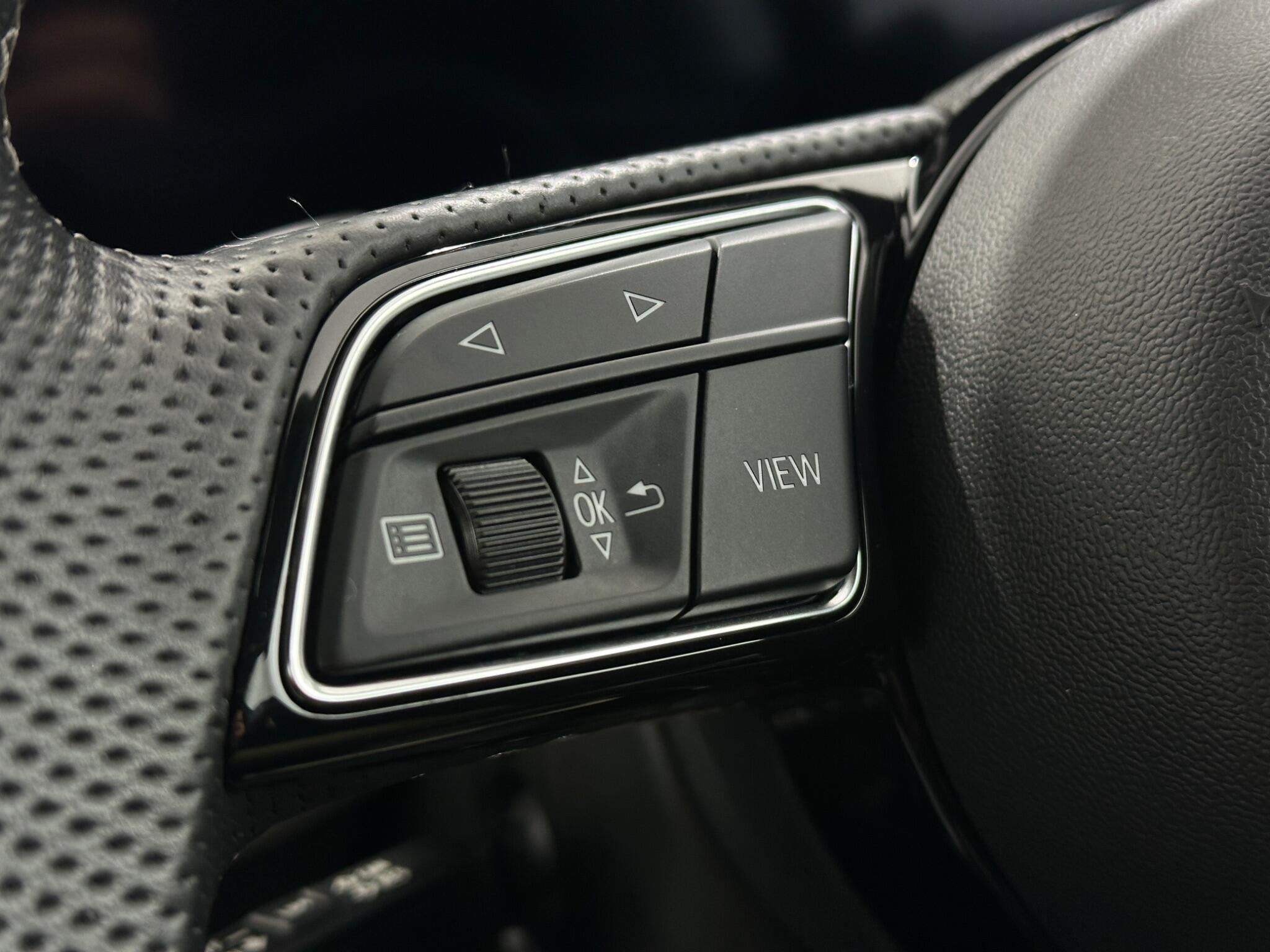 Audi A4 view 15