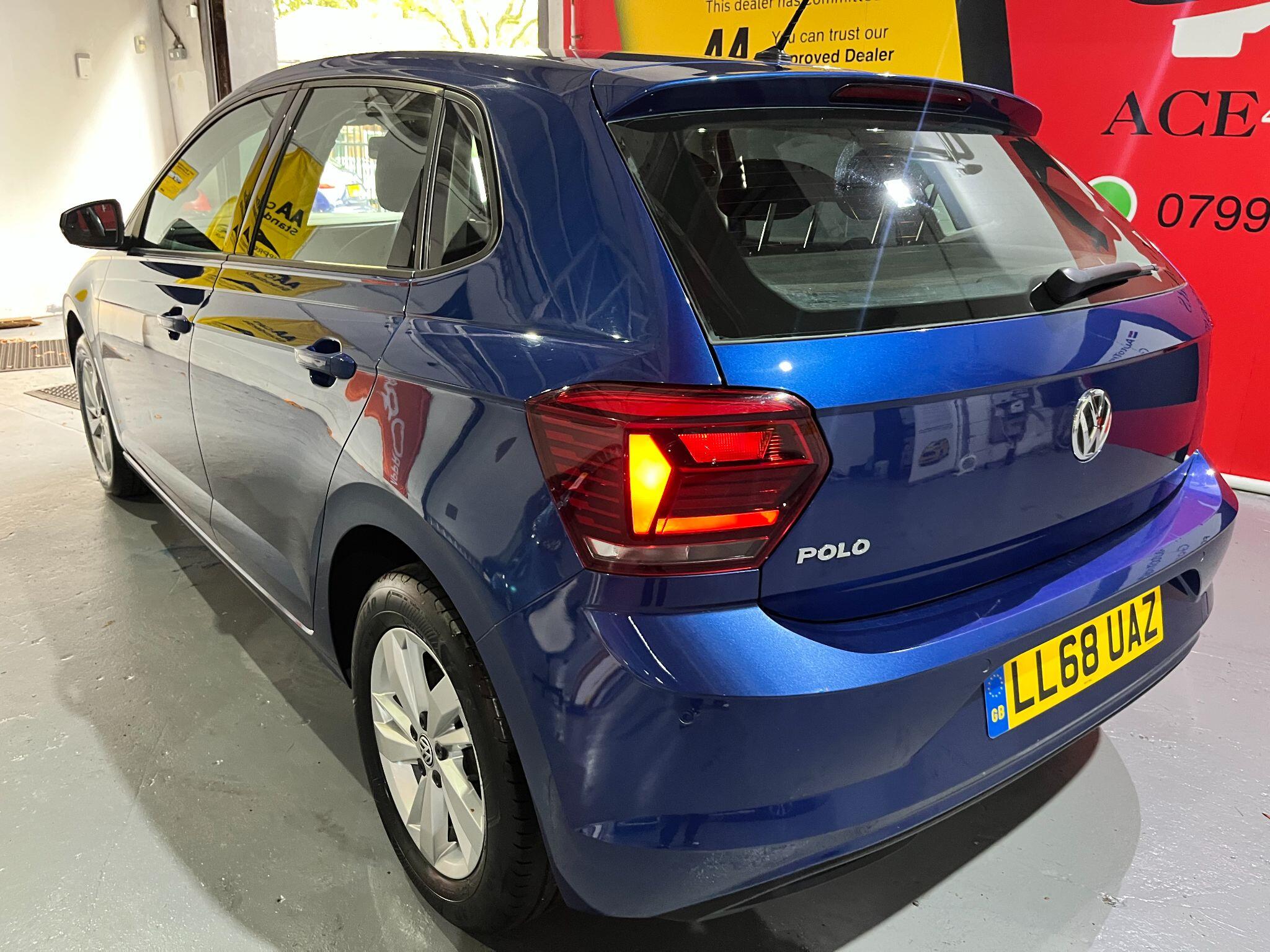 Volkswagen Polo view 64