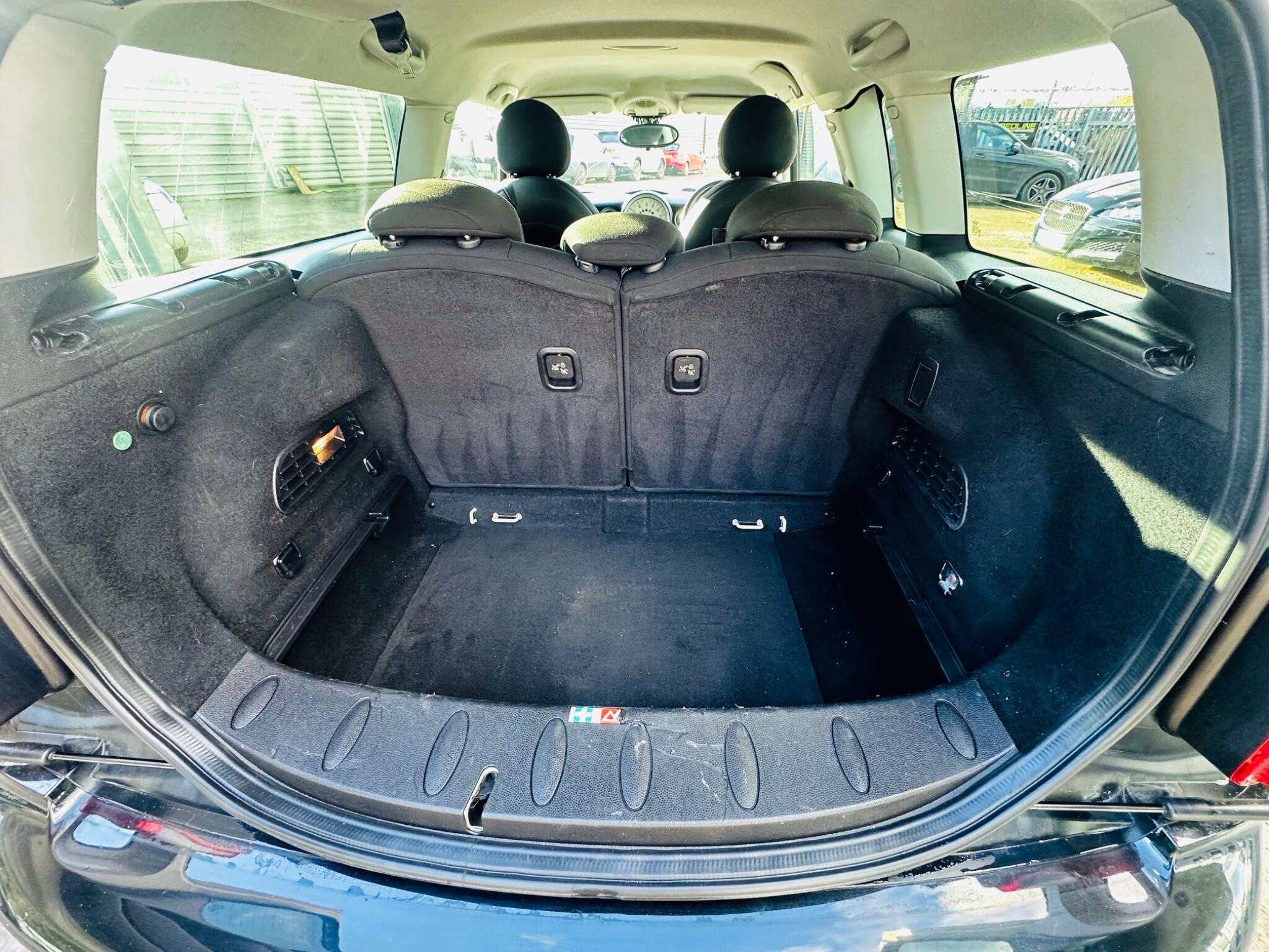 Mini Clubman view 24