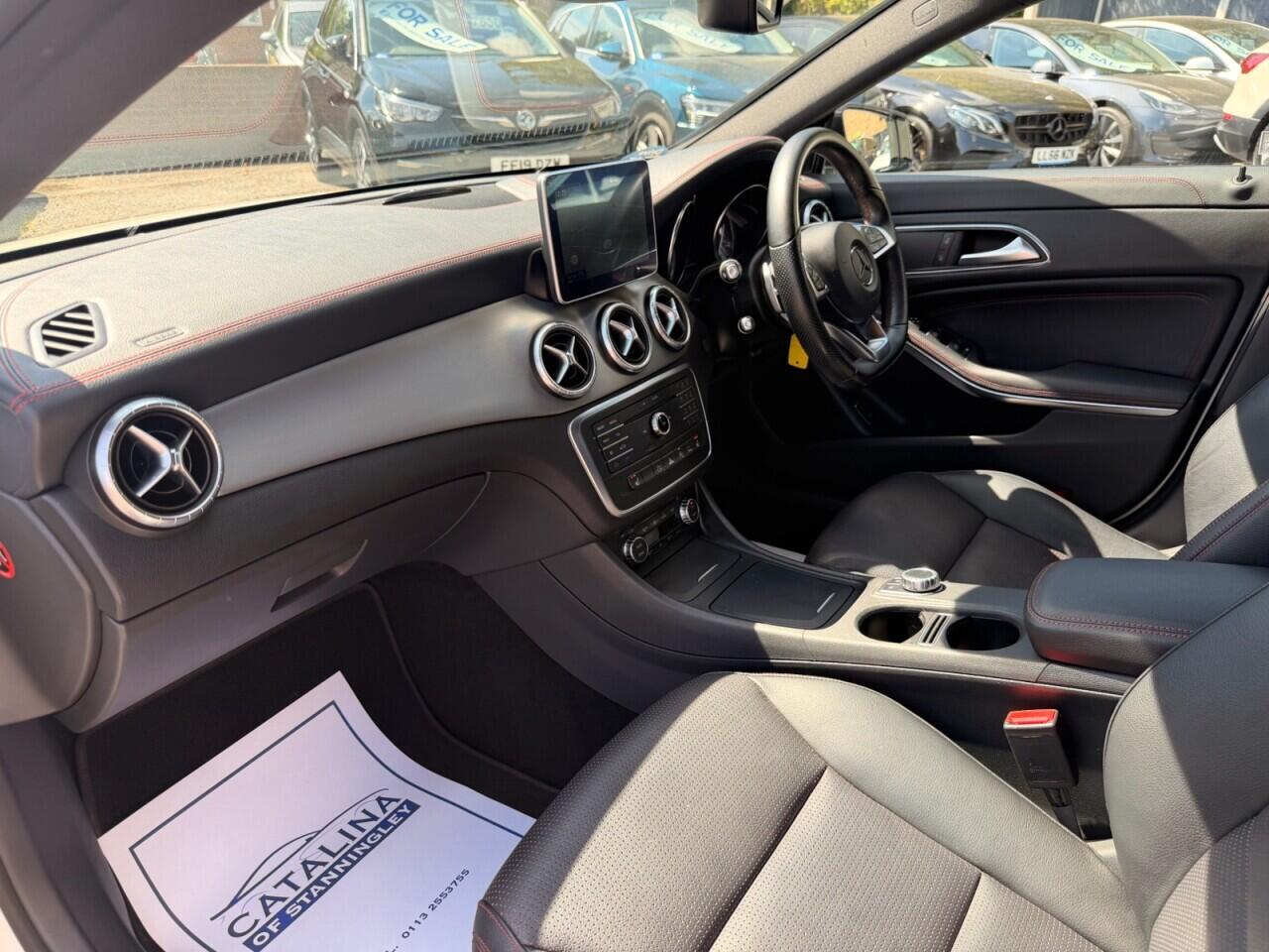 Mercedes-Benz Cla view 20