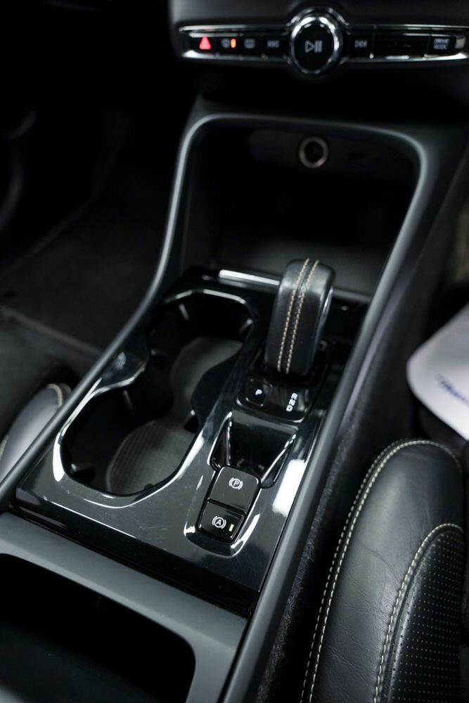 Volvo XC40 view 7