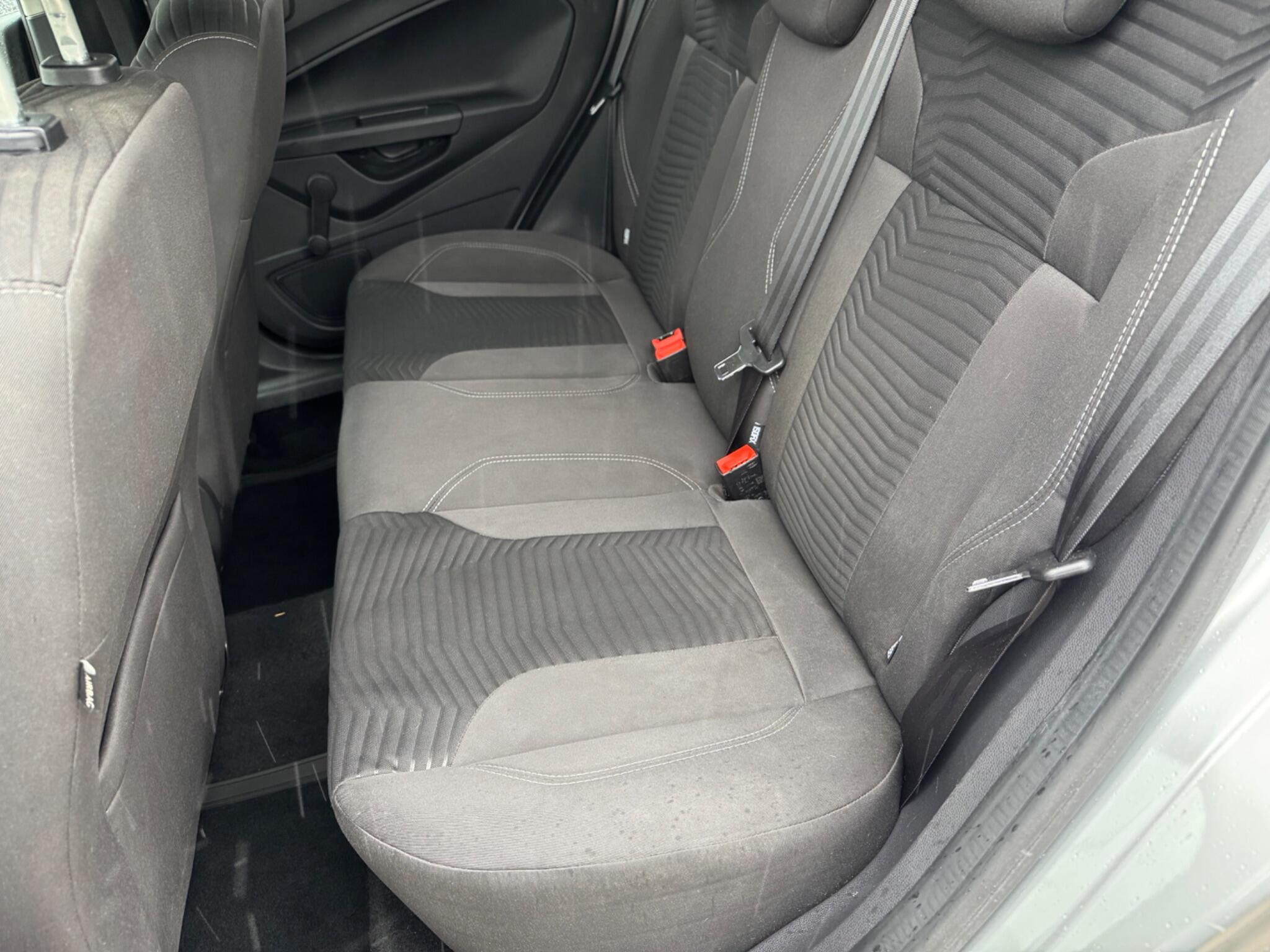 Ford Fiesta view 17
