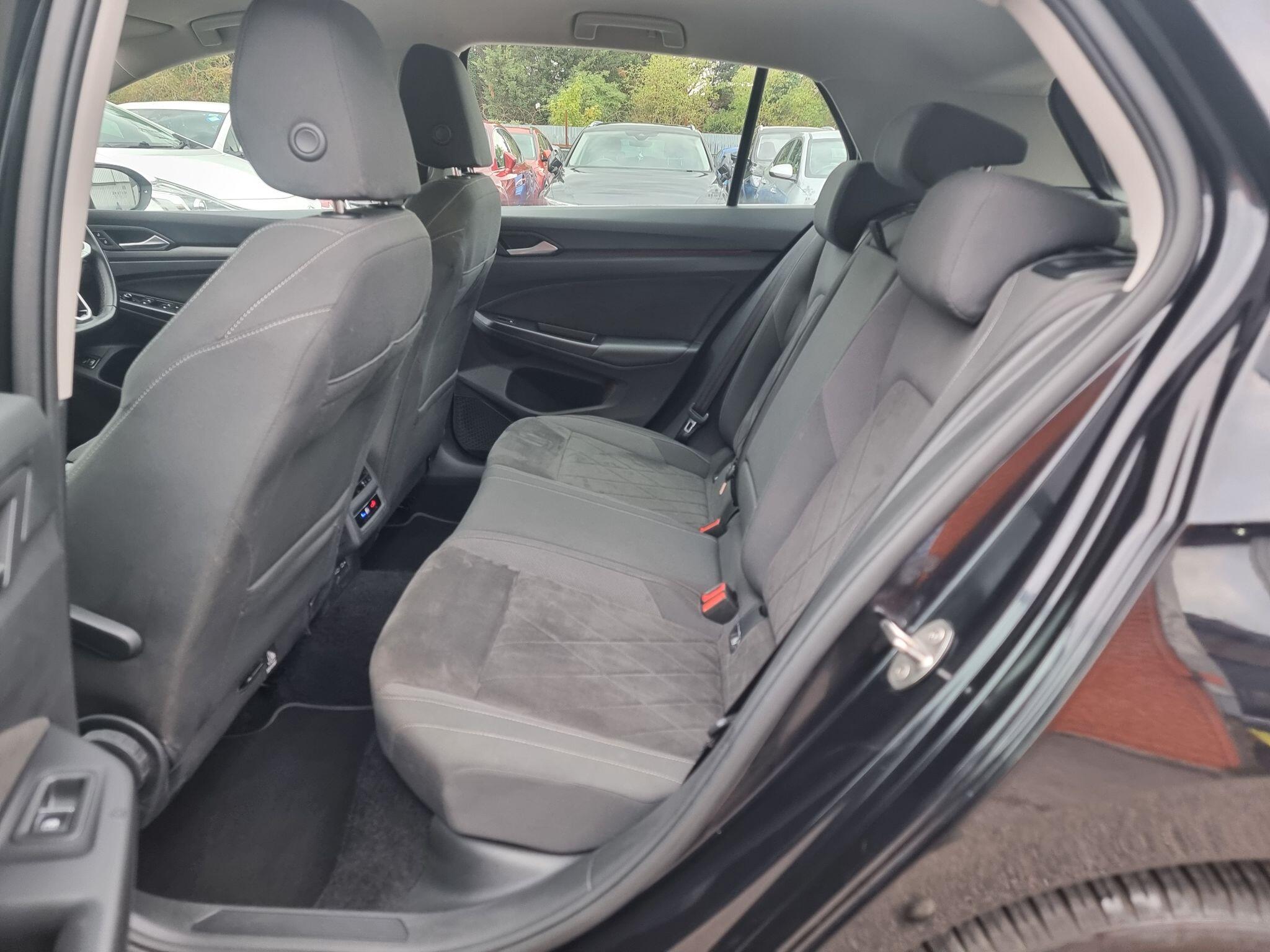 Volkswagen Golf view 15