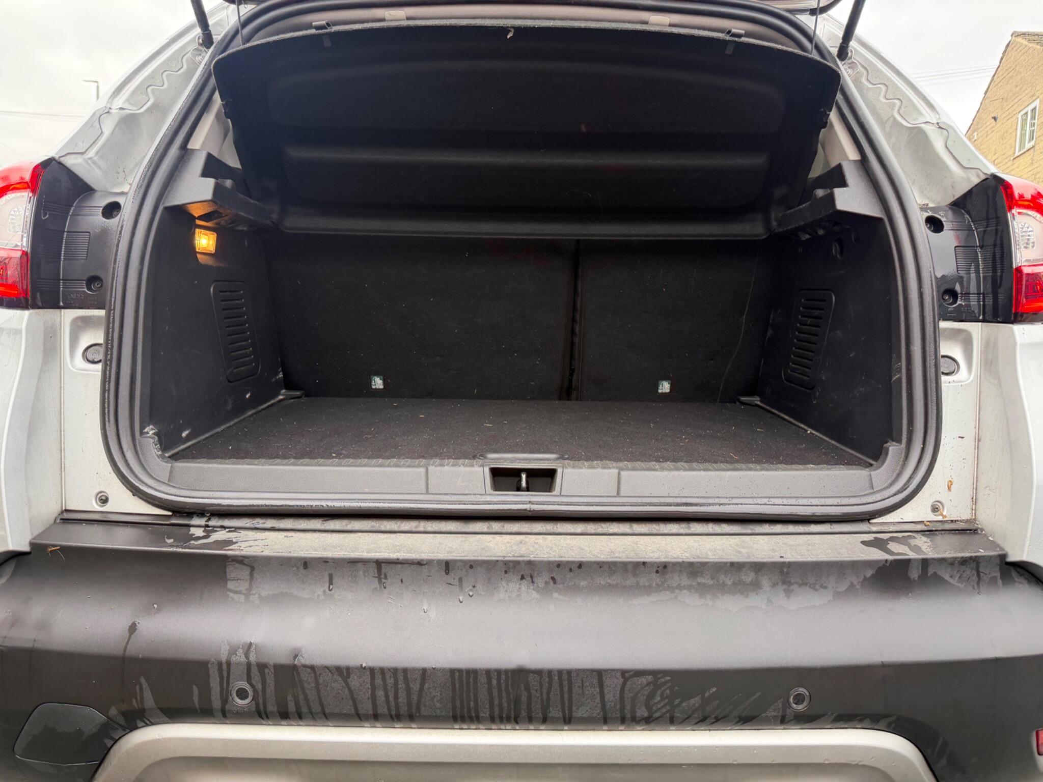 Renault Captur view 24