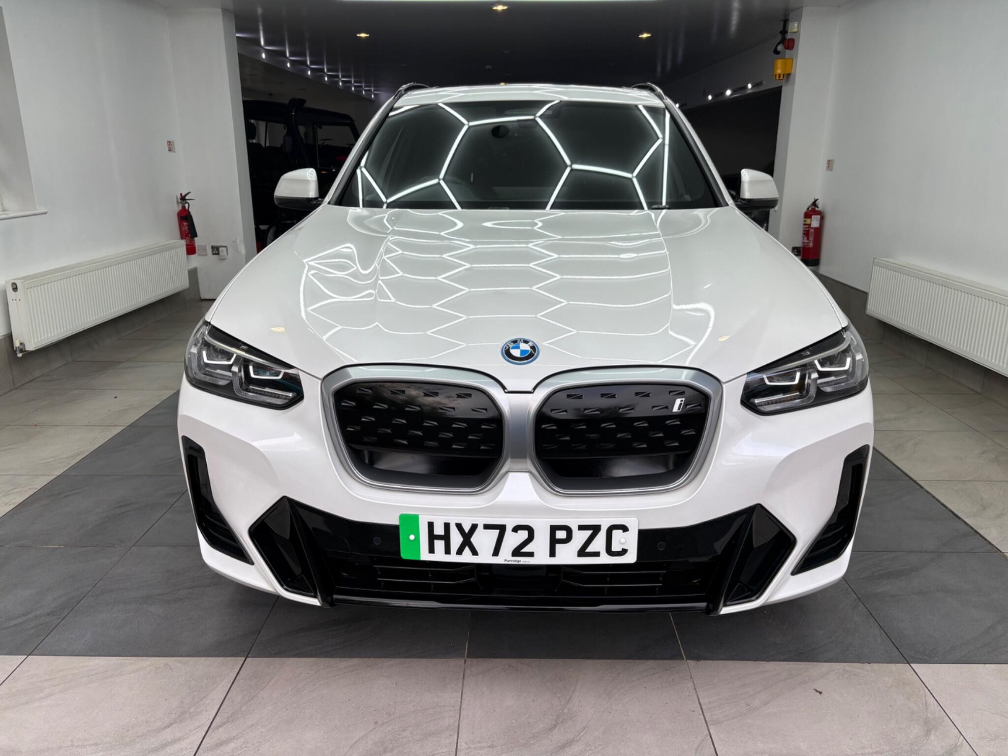 BMW iX3 view 3