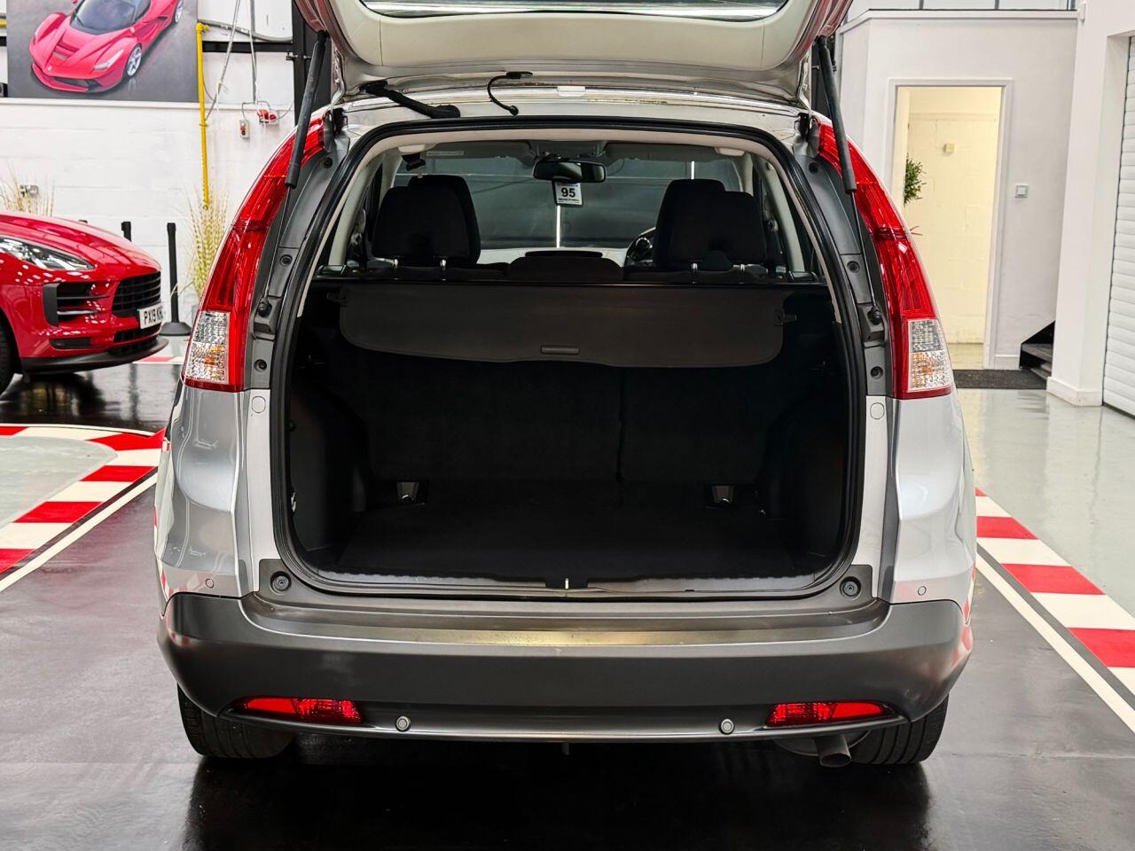 Honda CR-V view 9
