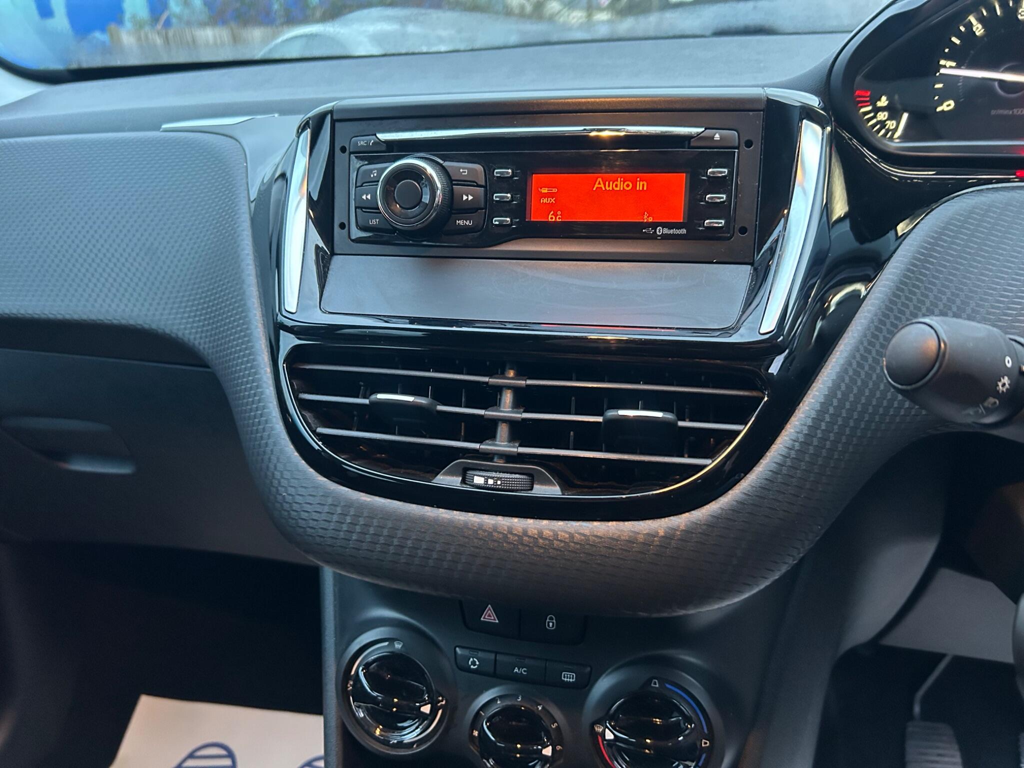 2017 Peugeot 2008 1.6 BlueHDi Access (a/c) Euro 6 5dr • 6,538 miles image 31