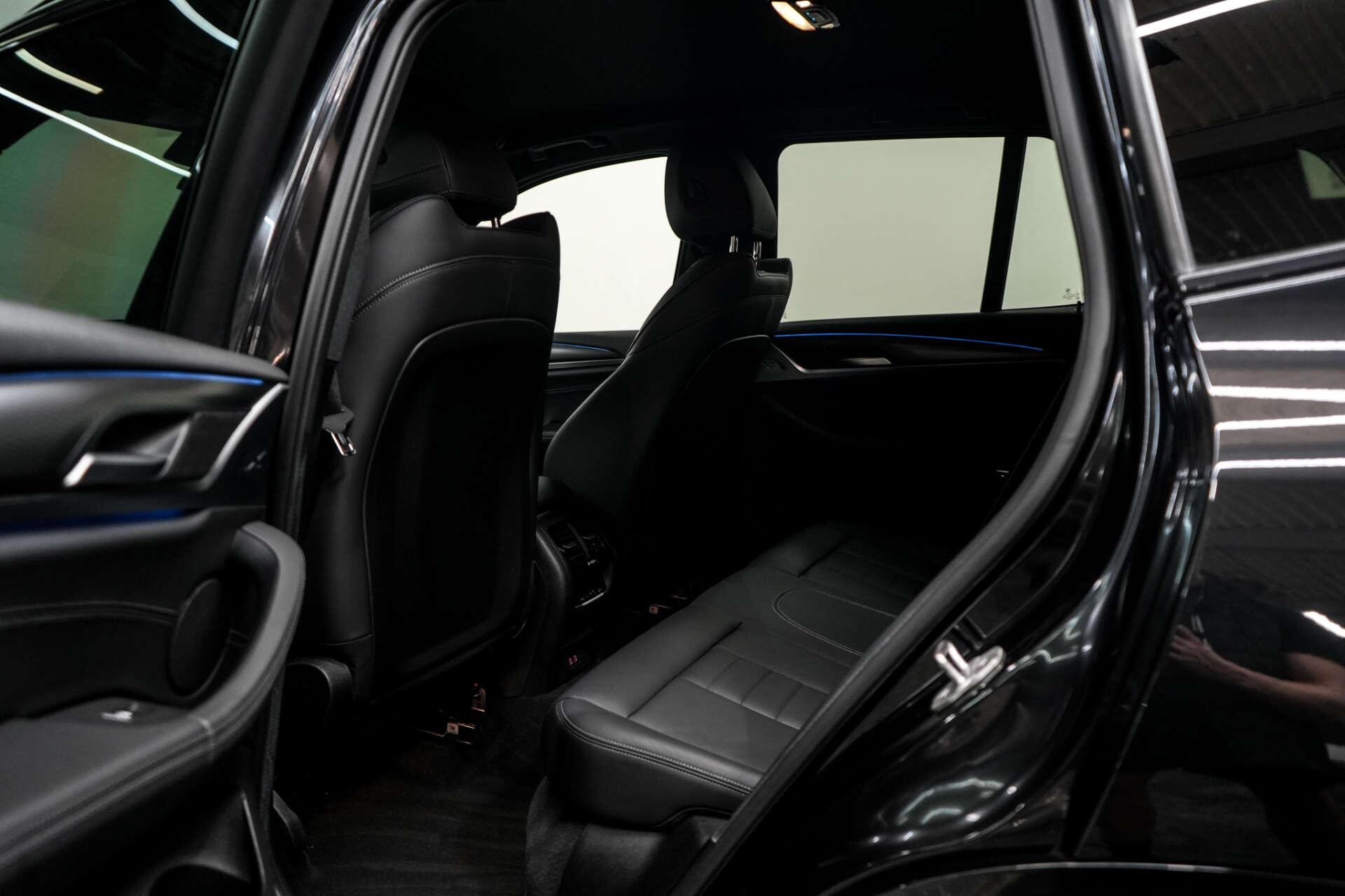BMW X3 view 24