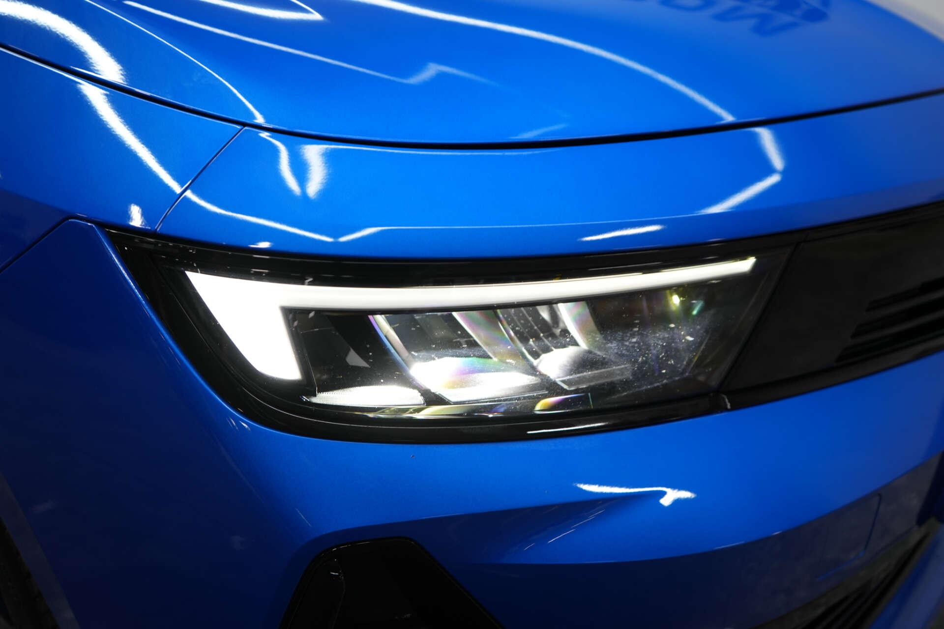 Vauxhall Astra Electric view 43
