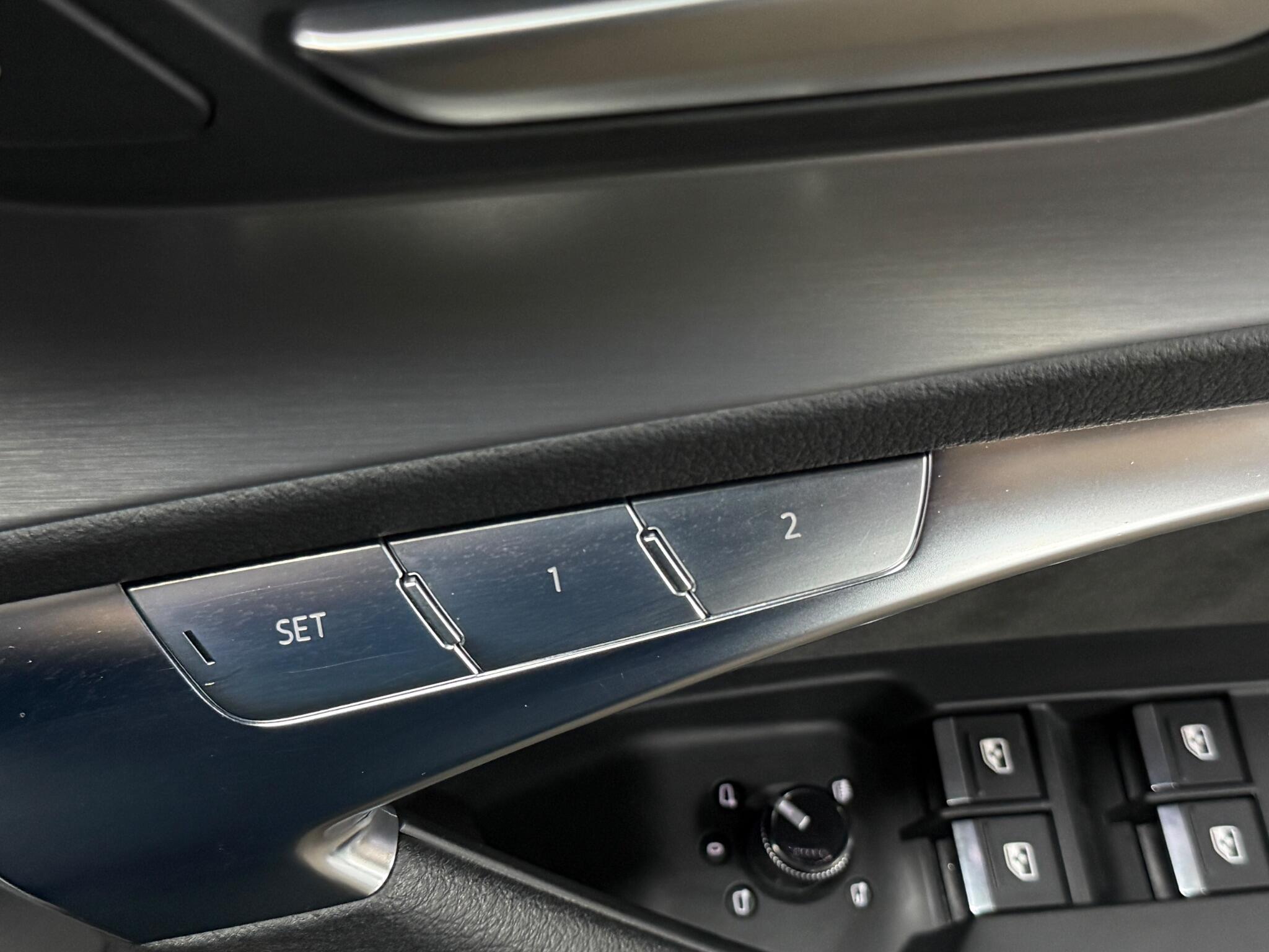 Audi A6 view 26