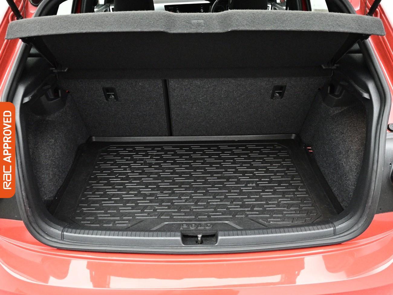 Volkswagen Polo view 13