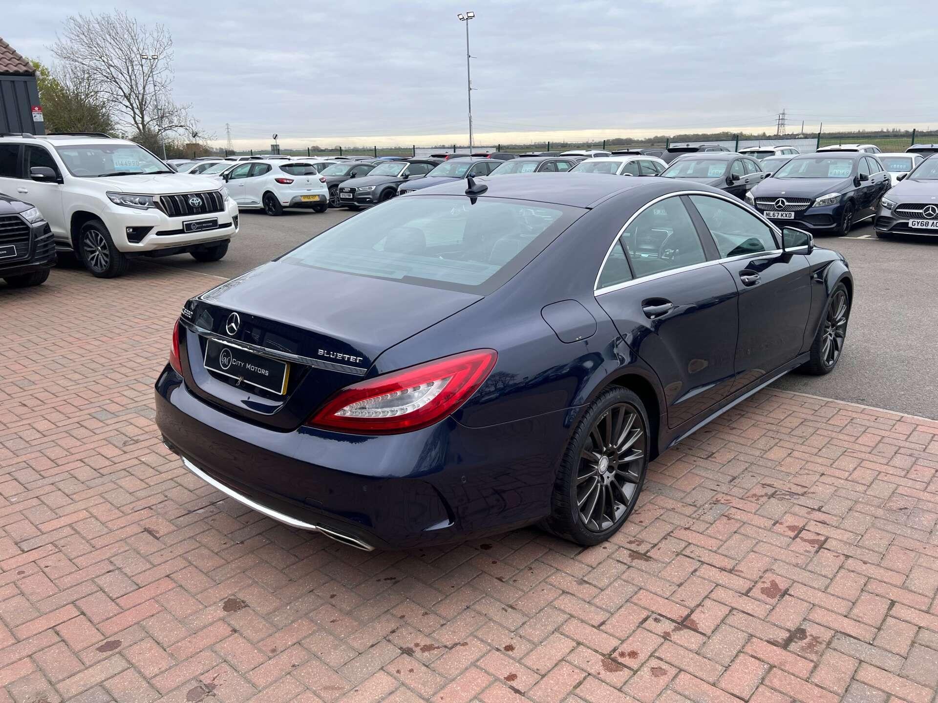Mercedes-Benz CLS view 7