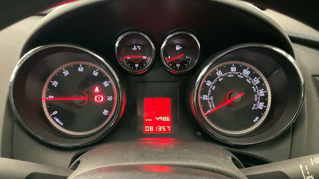 Vauxhall Astra view 10