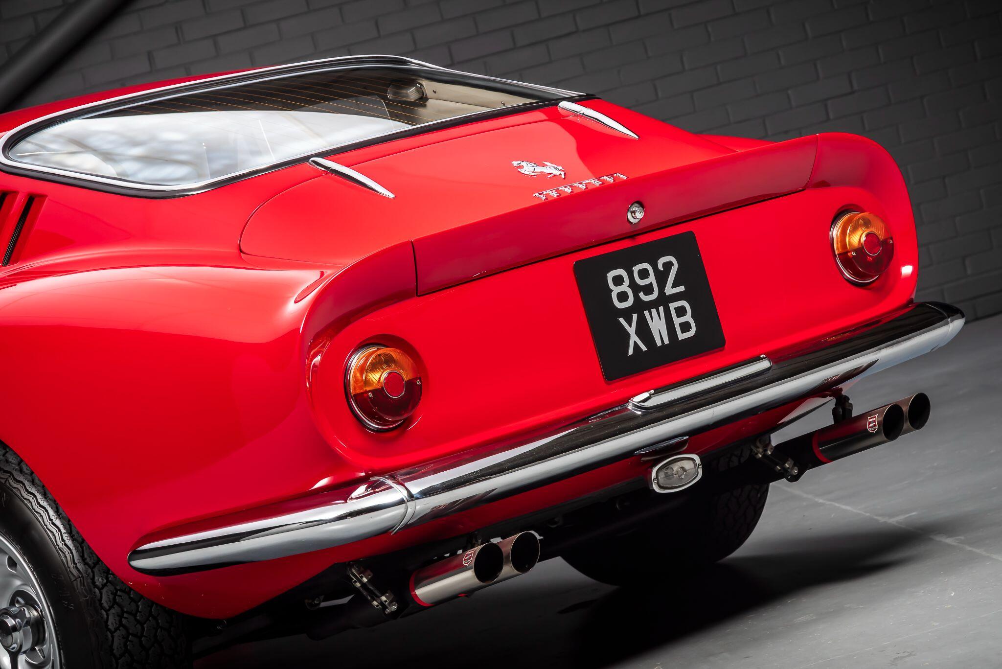 Ferrari 275 view 38