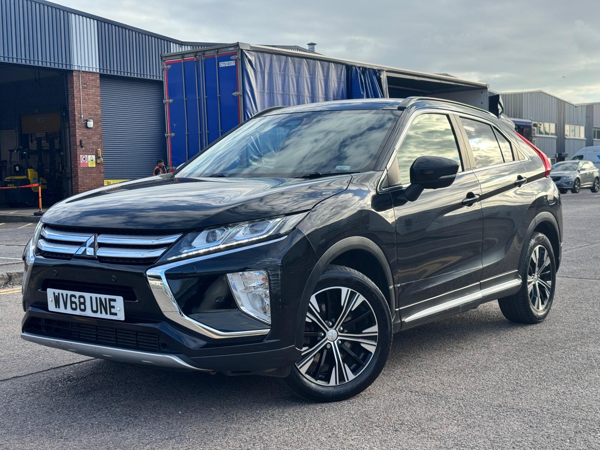 Mitsubishi Eclipse Cross view 7
