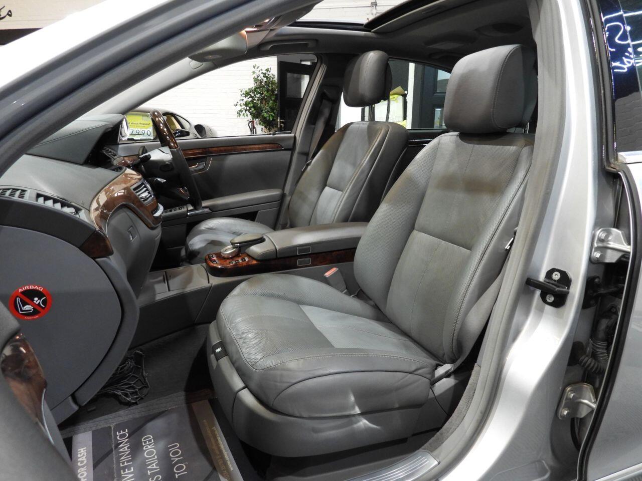 Mercedes-Benz S-Class view 18