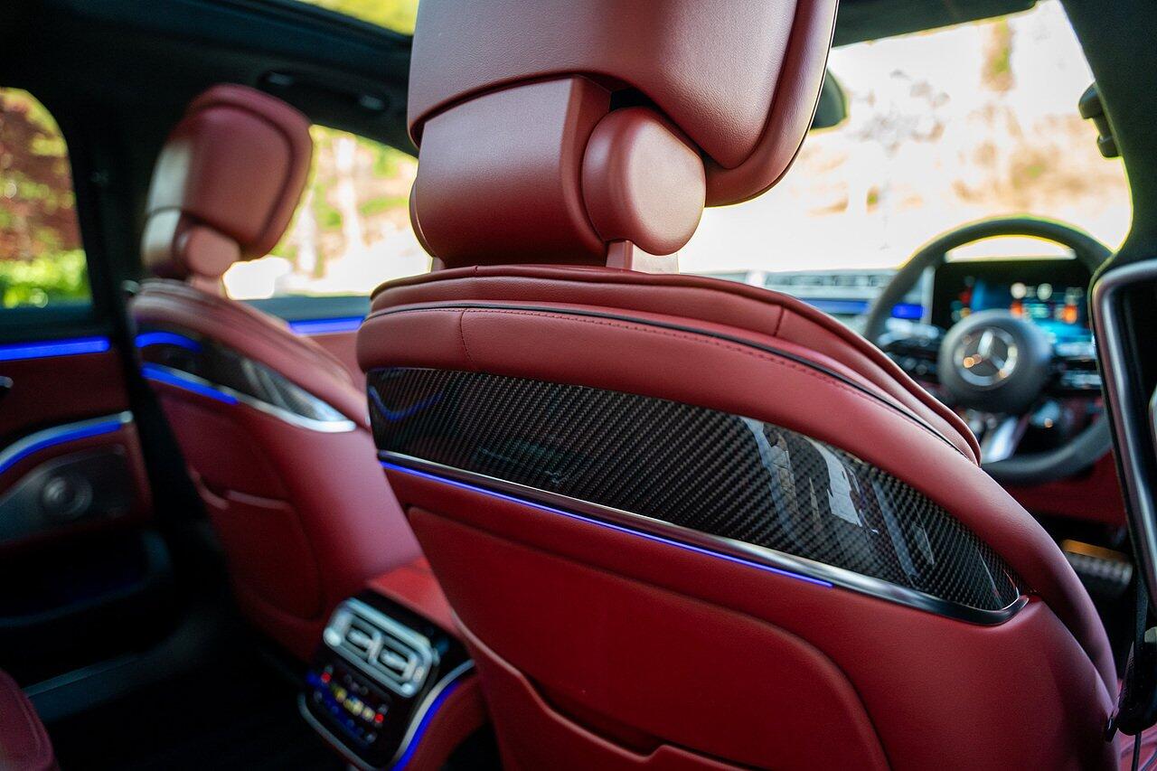 Mercedes-Benz S-Class view 58