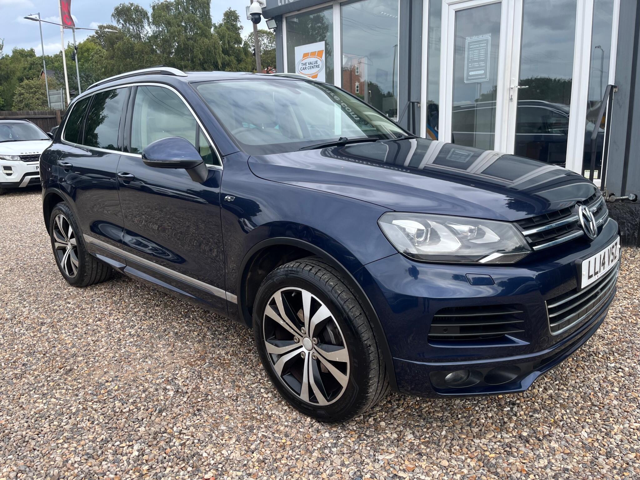 Volkswagen Touareg main image