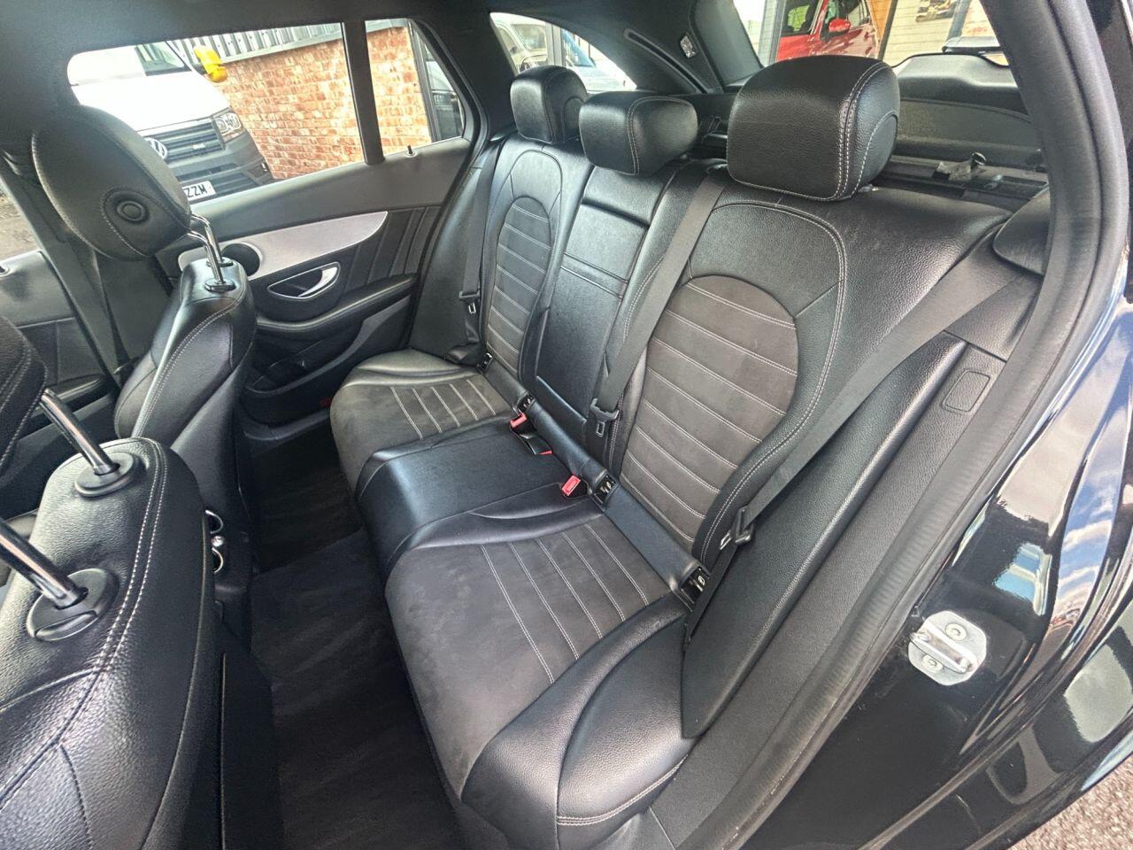 Mercedes-Benz C Class view 13