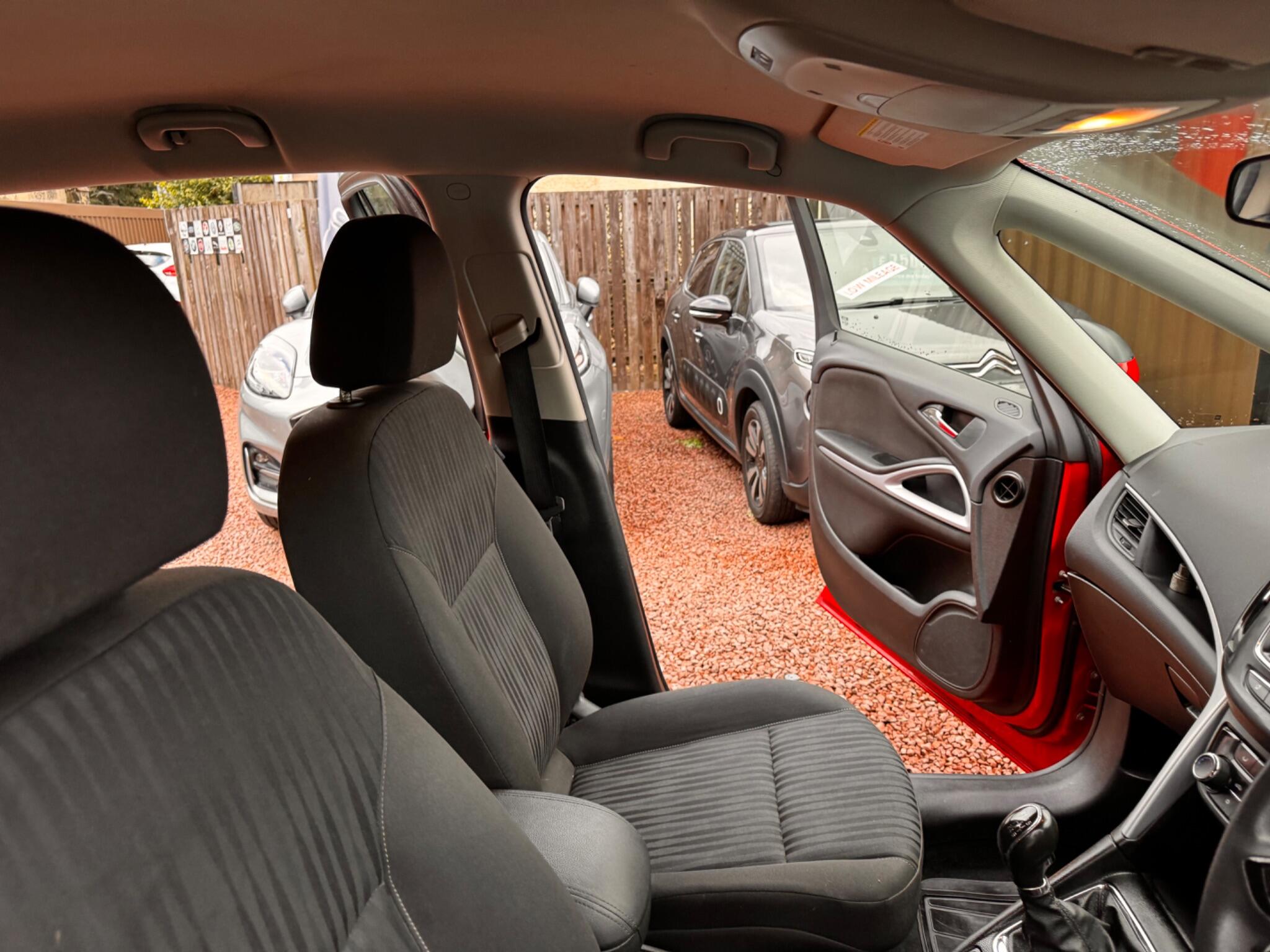 Vauxhall Zafira Tourer view 33