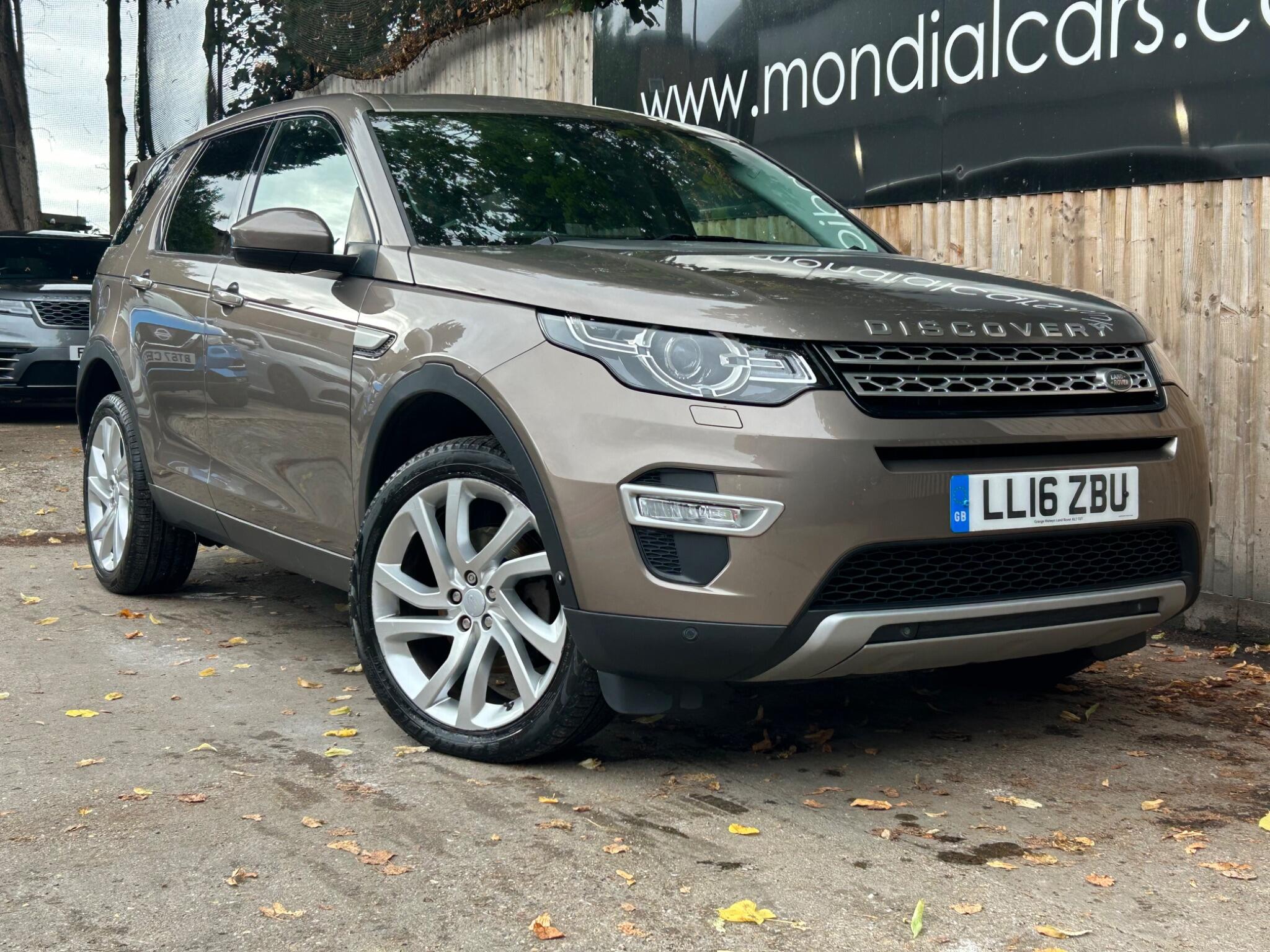 Land Rover Discovery Sport view 11