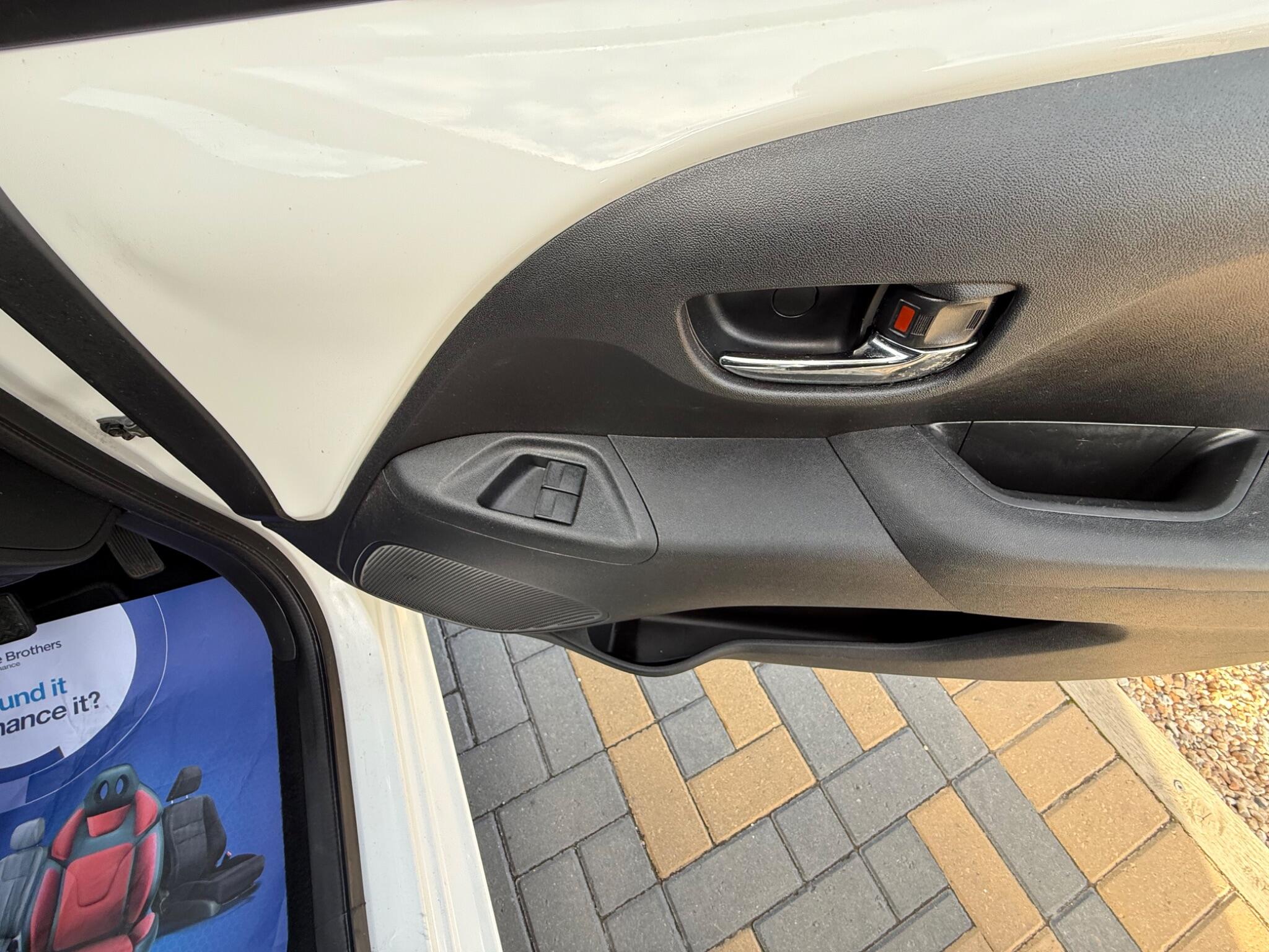 Toyota Aygo view 35