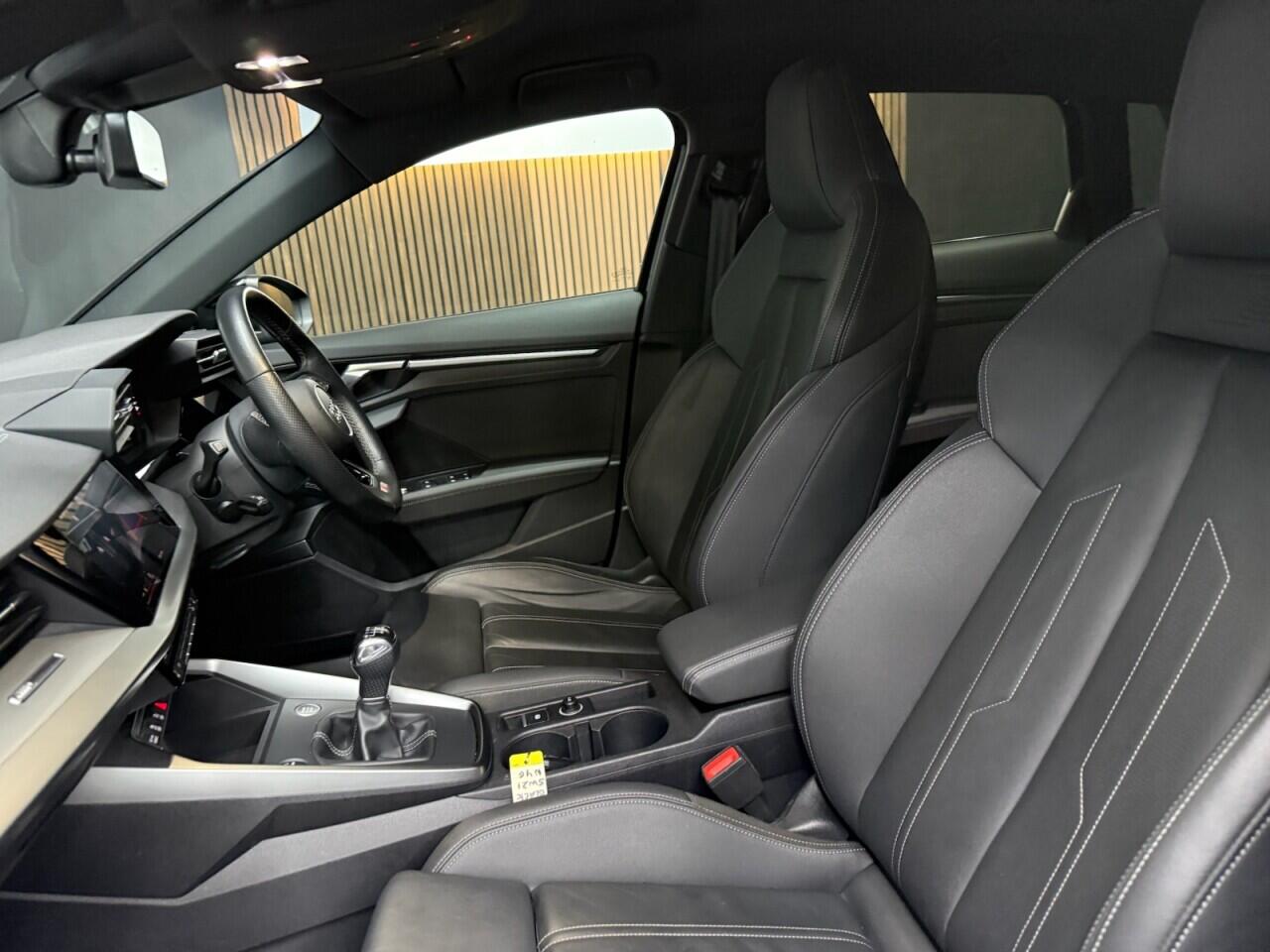 Audi A3 view 32