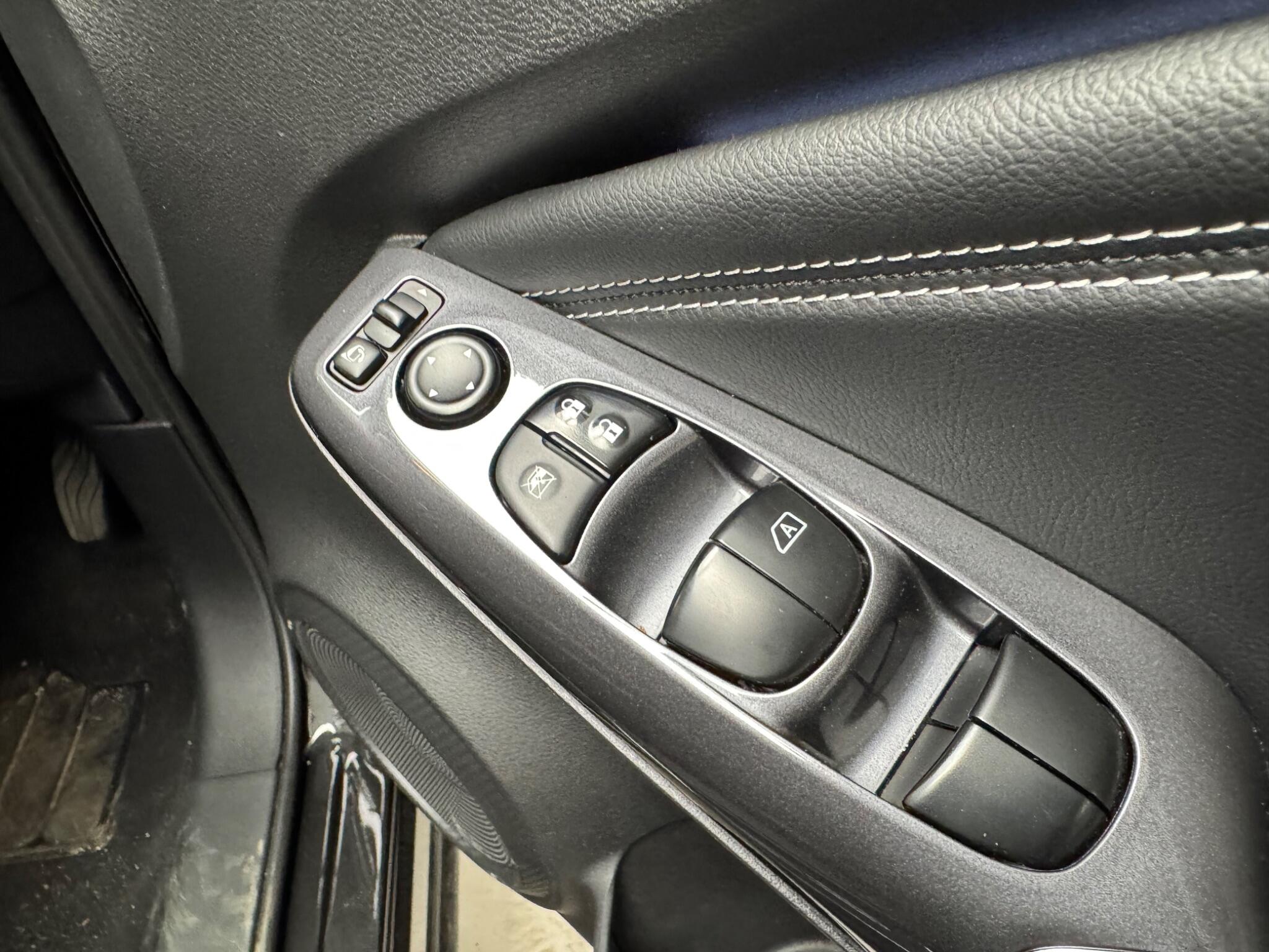 Nissan Juke view 28