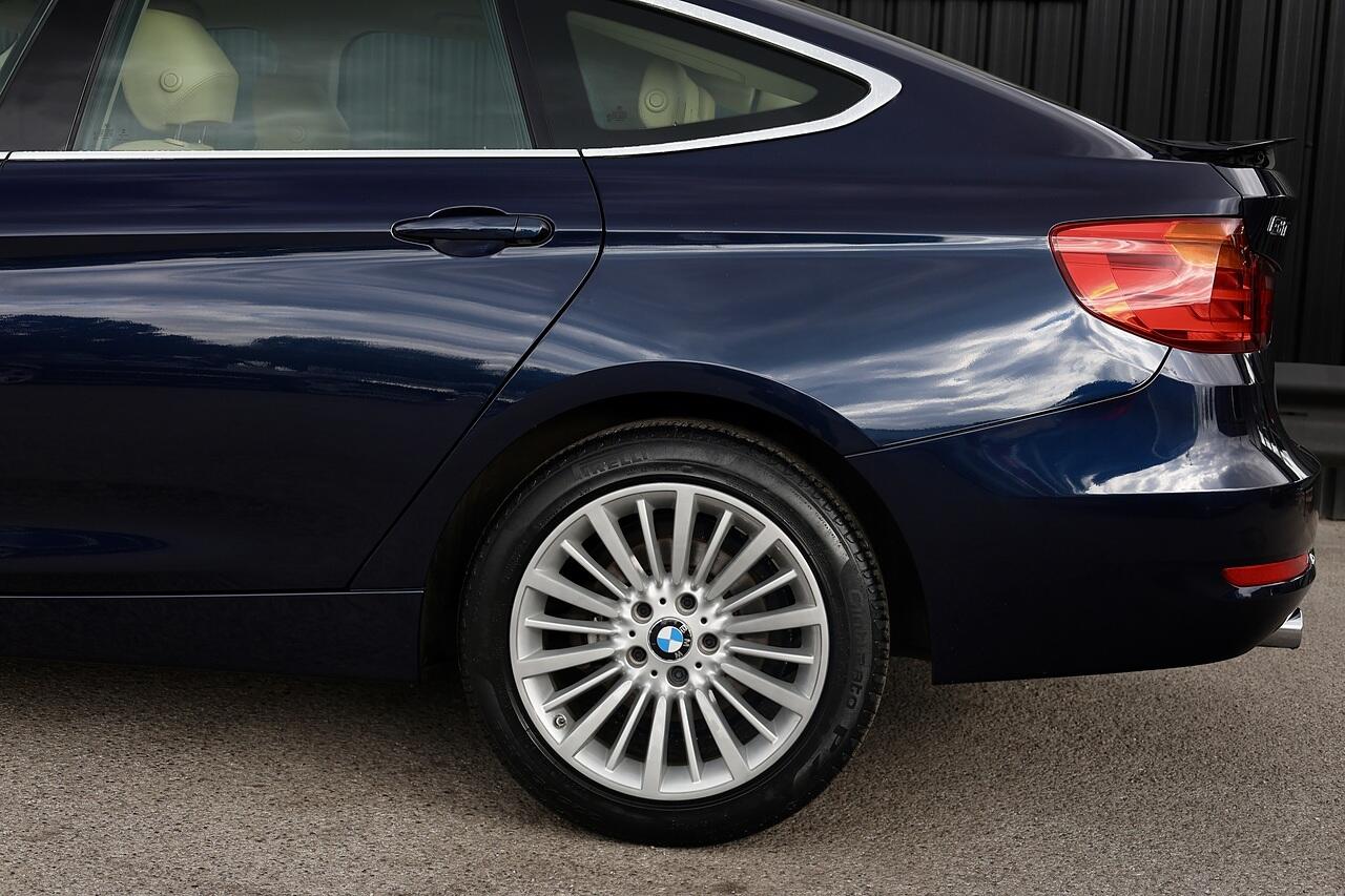 BMW 3 Series Gran Turismo view 37