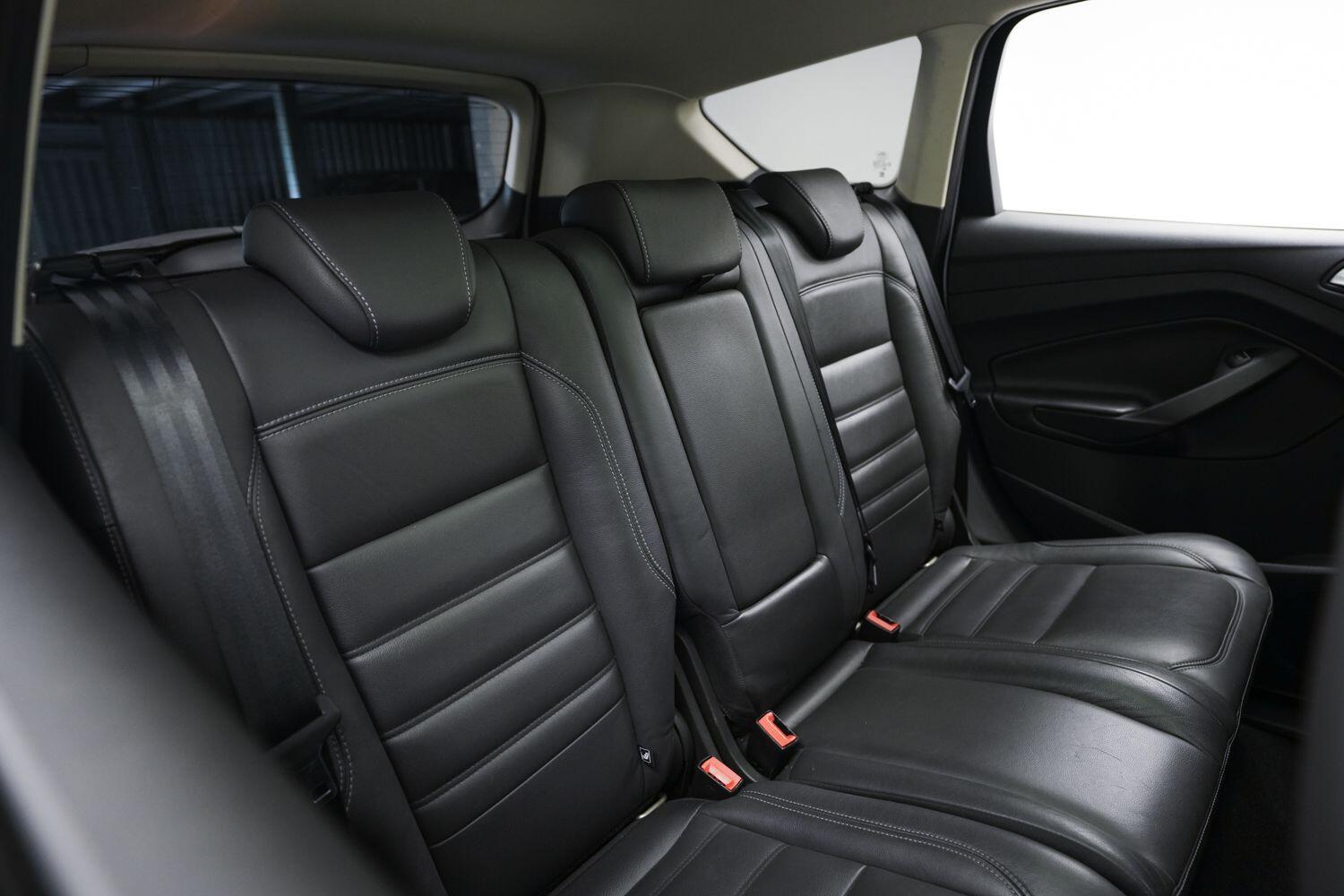 Ford Kuga view 12