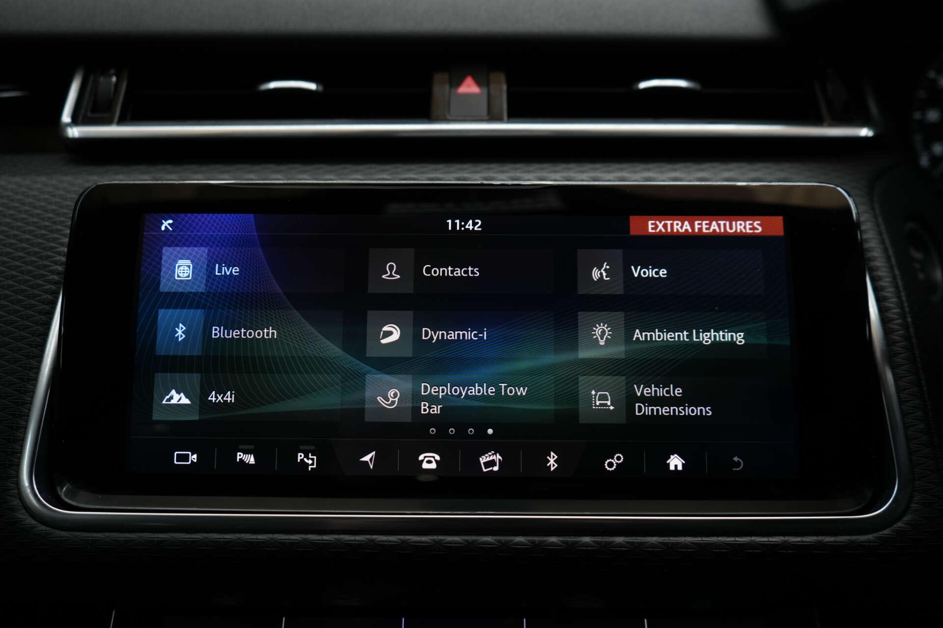 Land Rover Range Rover Velar view 38