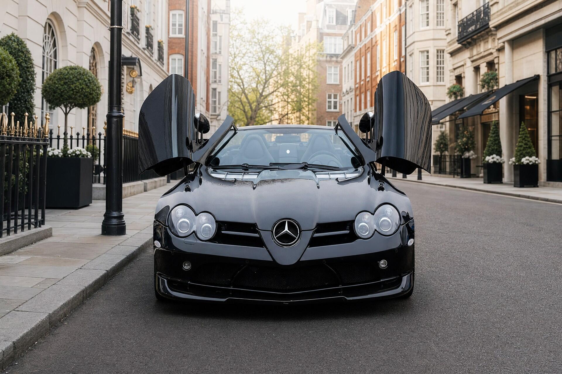 Mercedes-Benz SLR Mclaren view 5