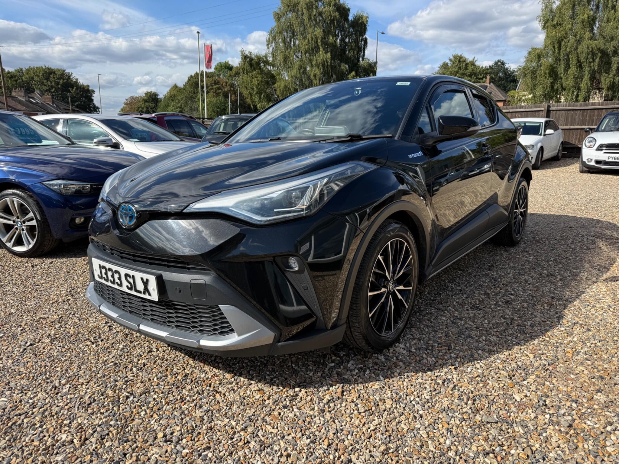 Toyota C-HR view 7